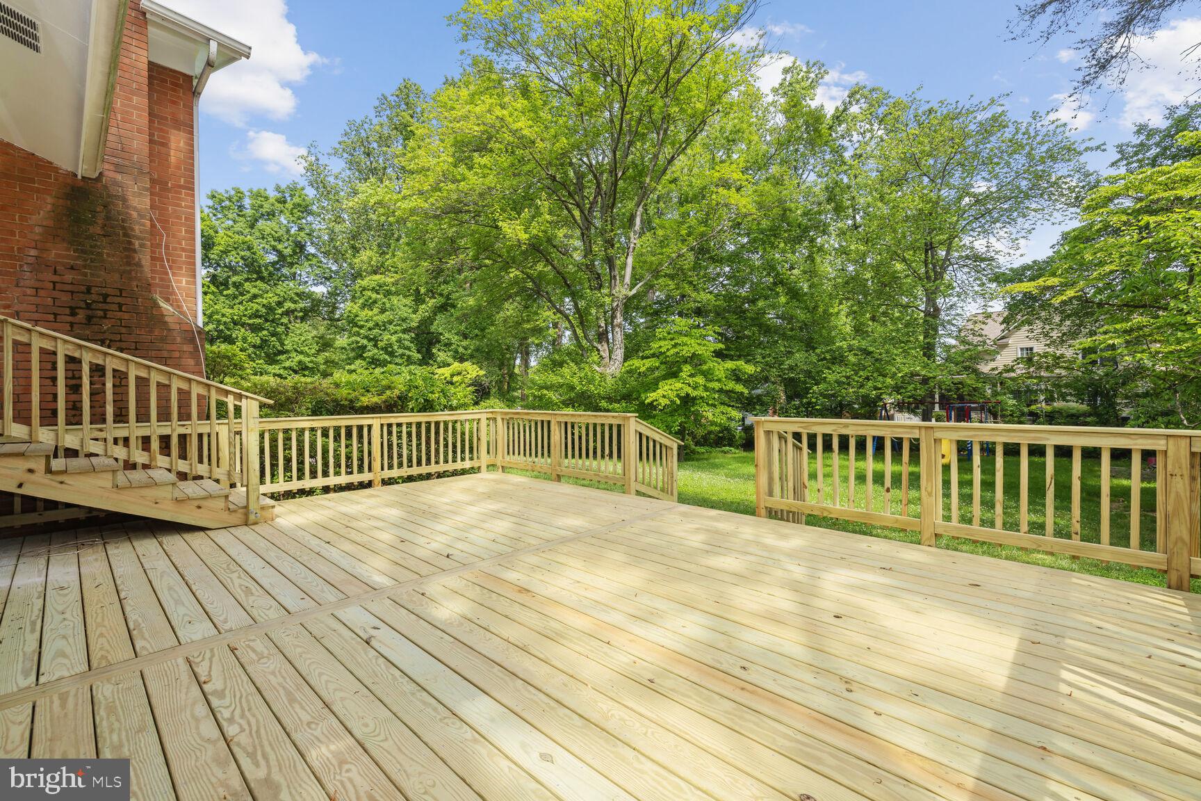 FERNWOOD - Residential Lease