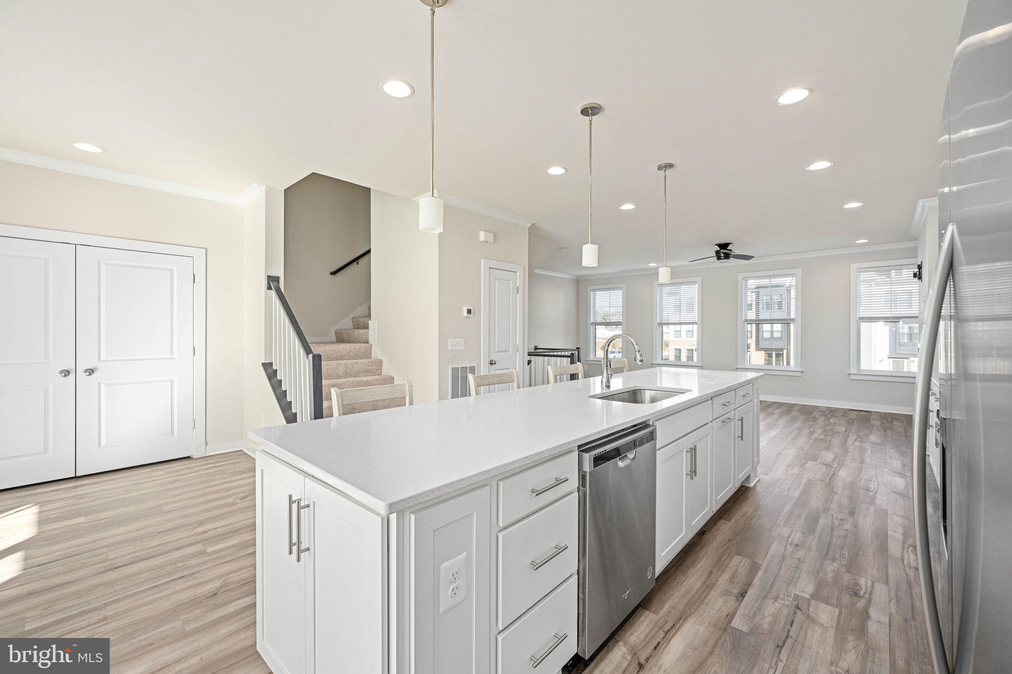 HIGHLANDER PARK - Residential