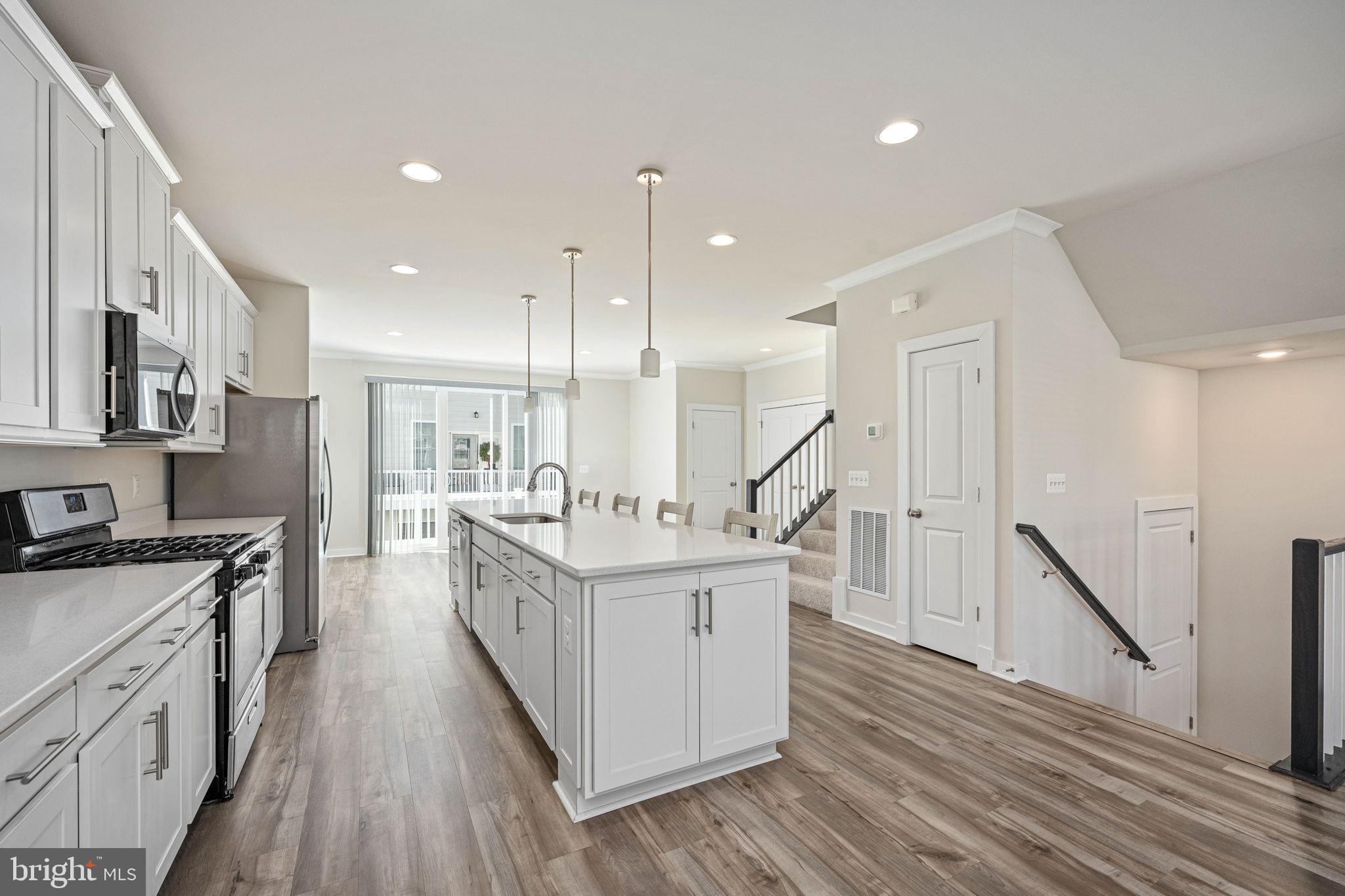 HIGHLANDER PARK - Residential