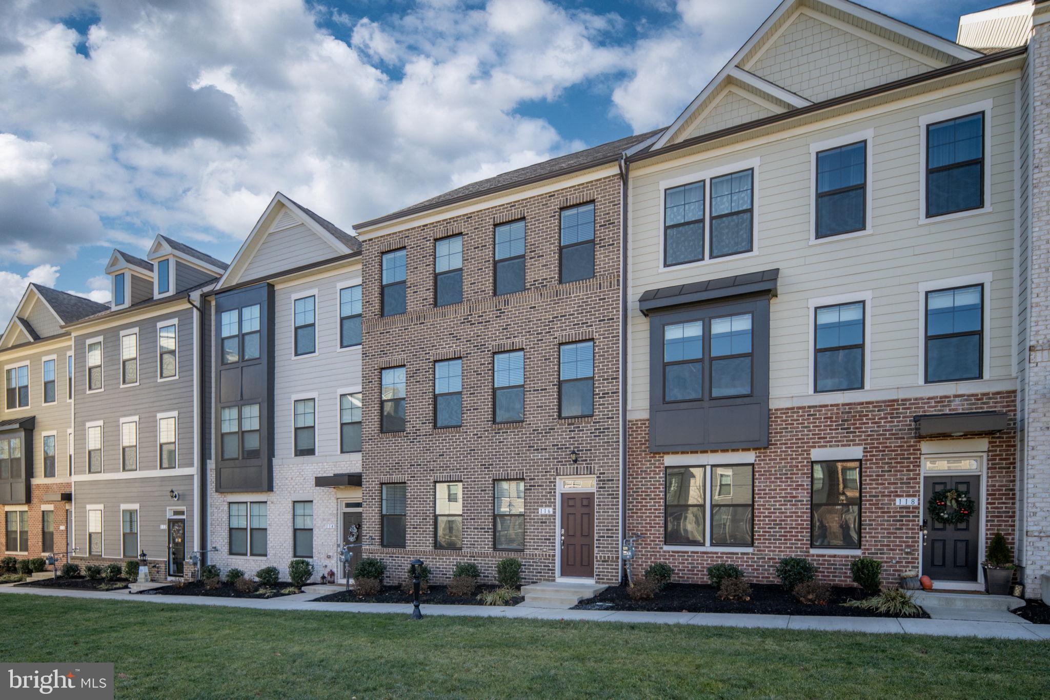 HIGHLANDER PARK - Residential