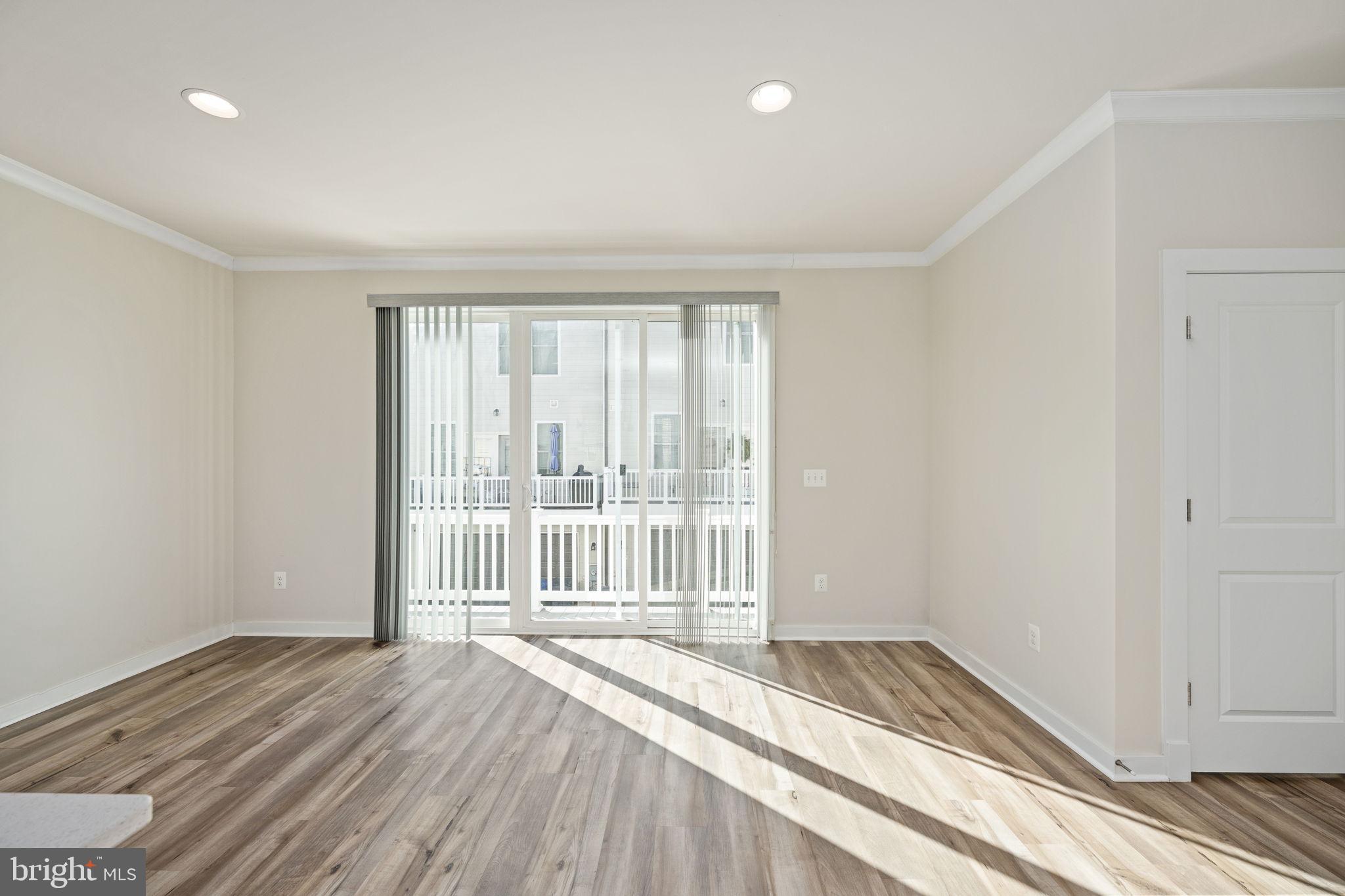 HIGHLANDER PARK - Residential