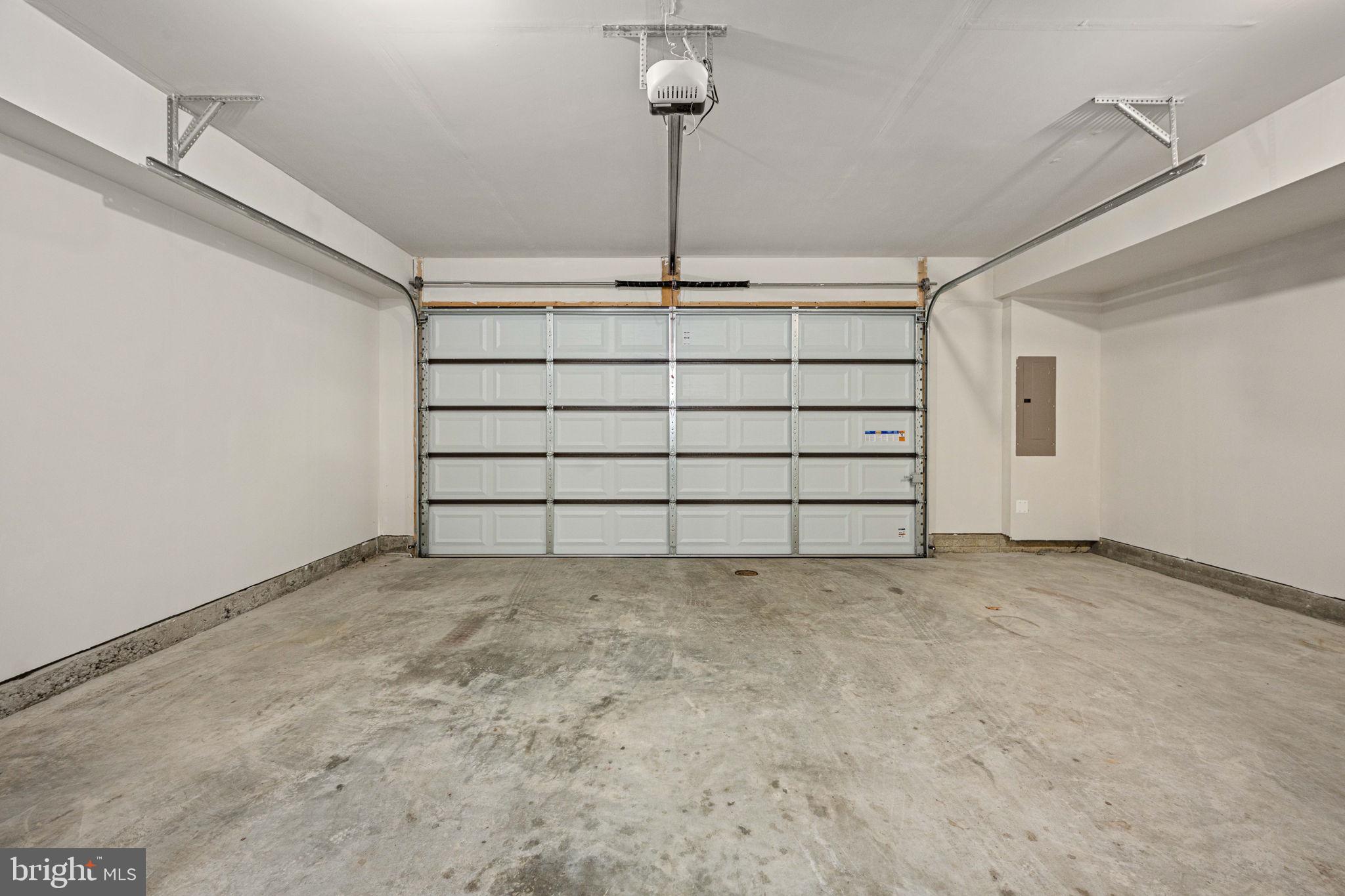 HIGHLANDER PARK - Residential