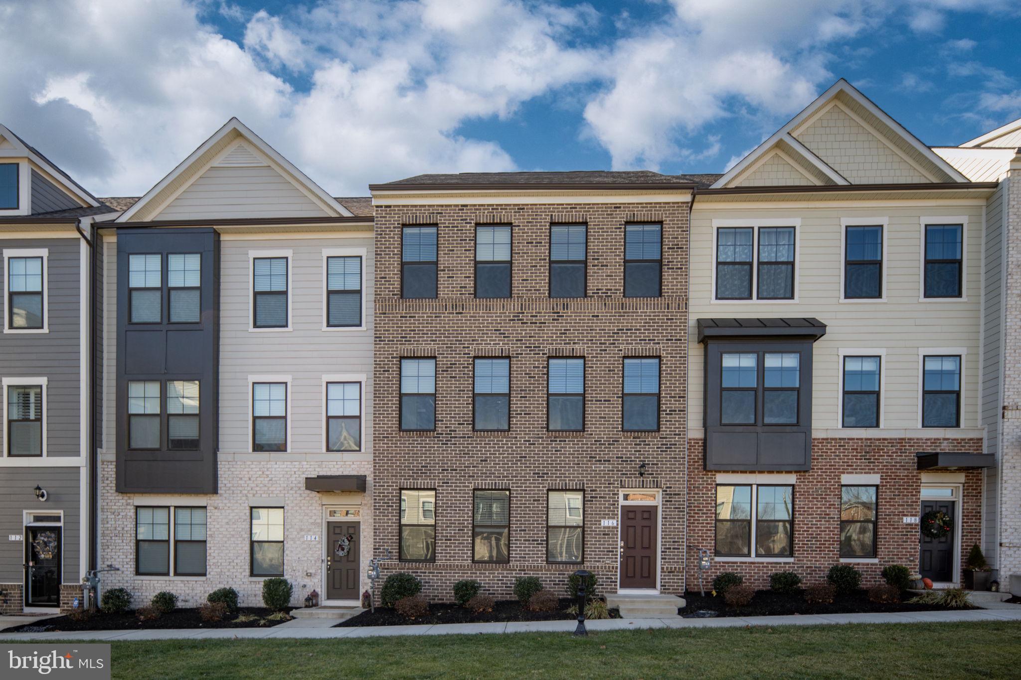 HIGHLANDER PARK - Residential