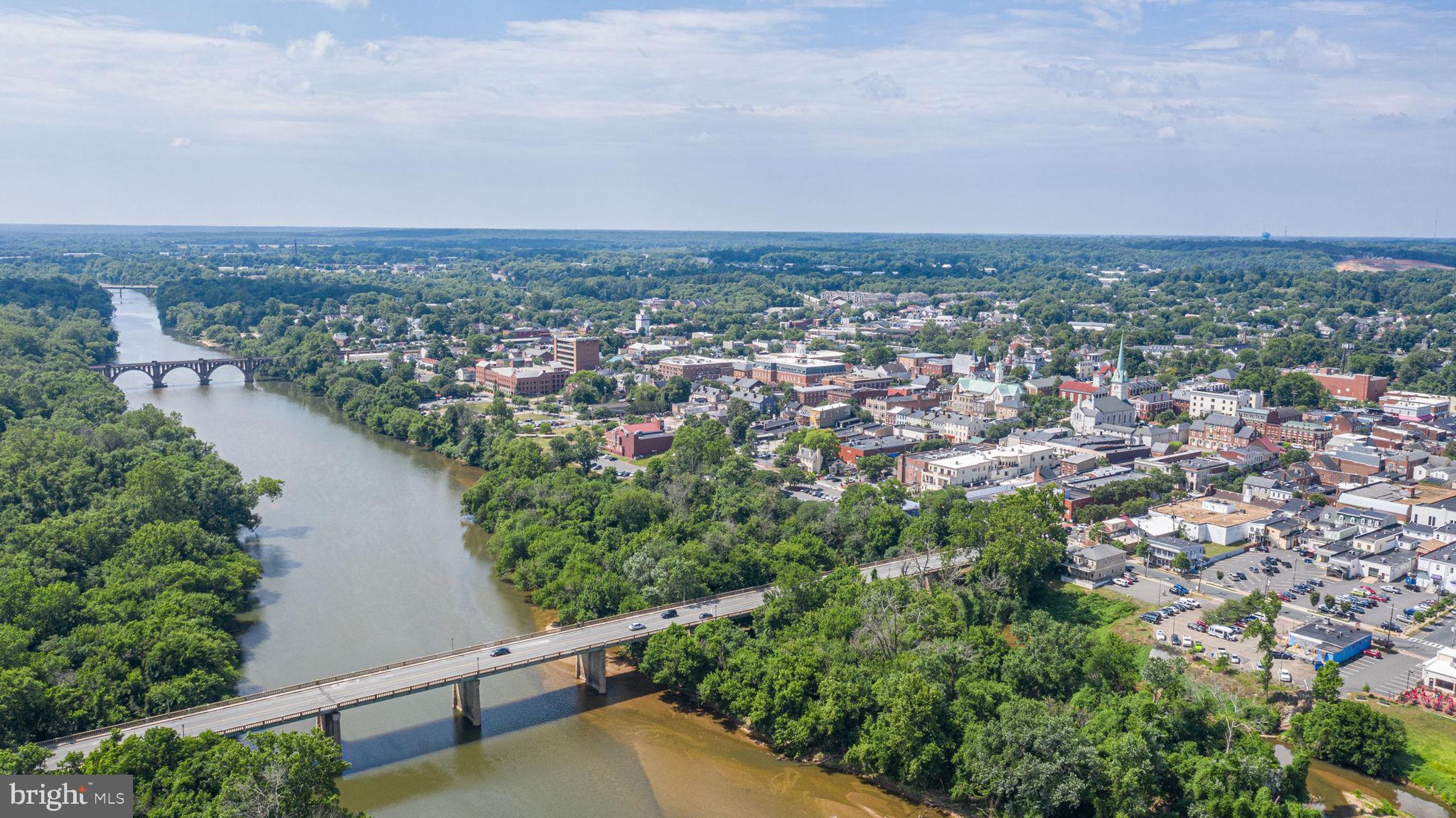 HIGHLANDER PARK - Residential