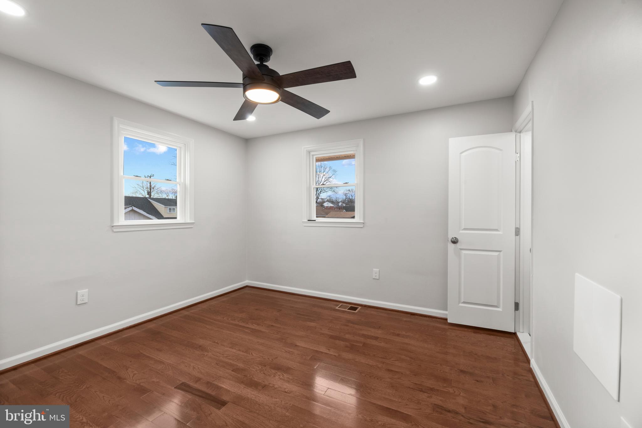 CATONSVILLE GARDENS - Residential