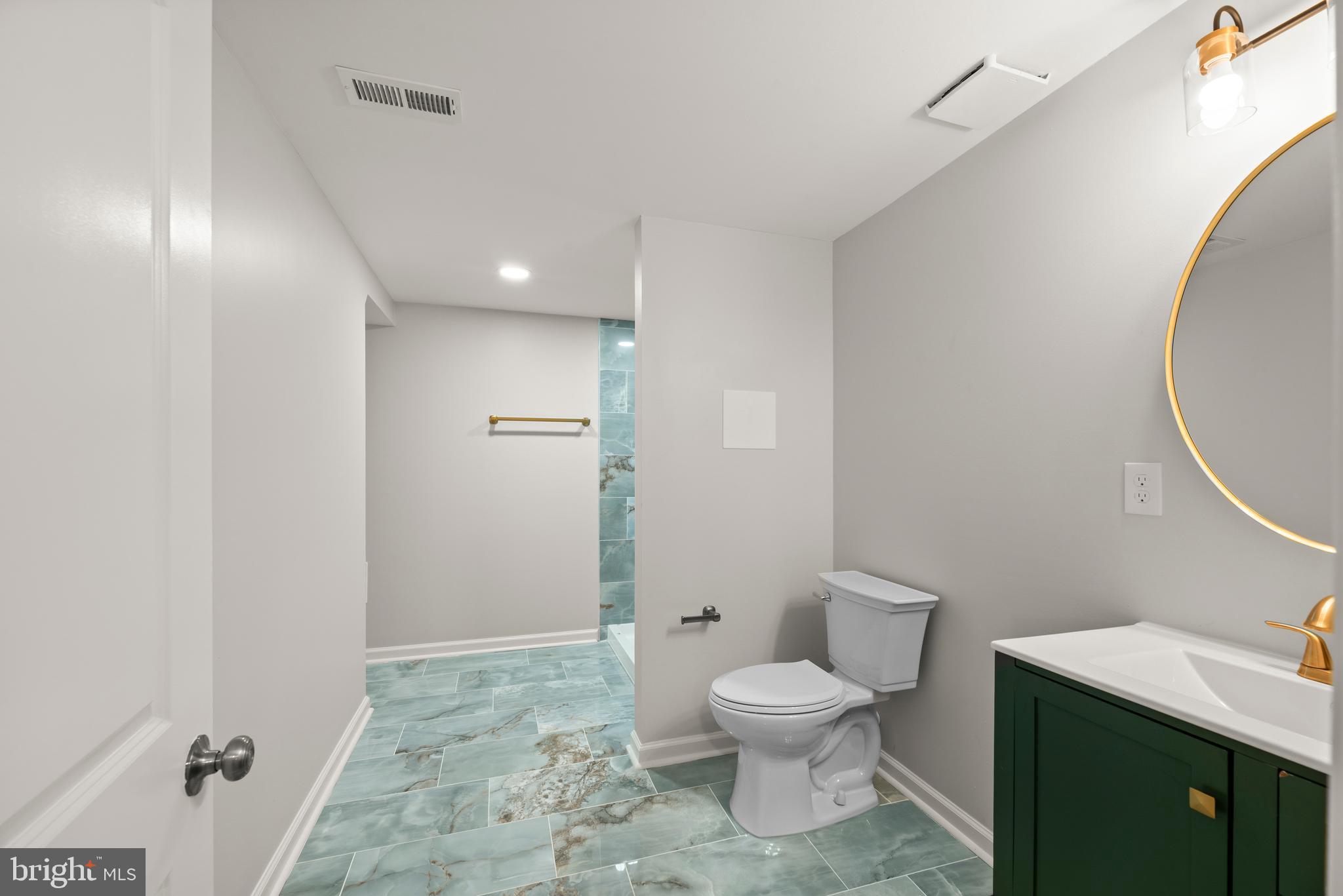 CATONSVILLE GARDENS - Residential