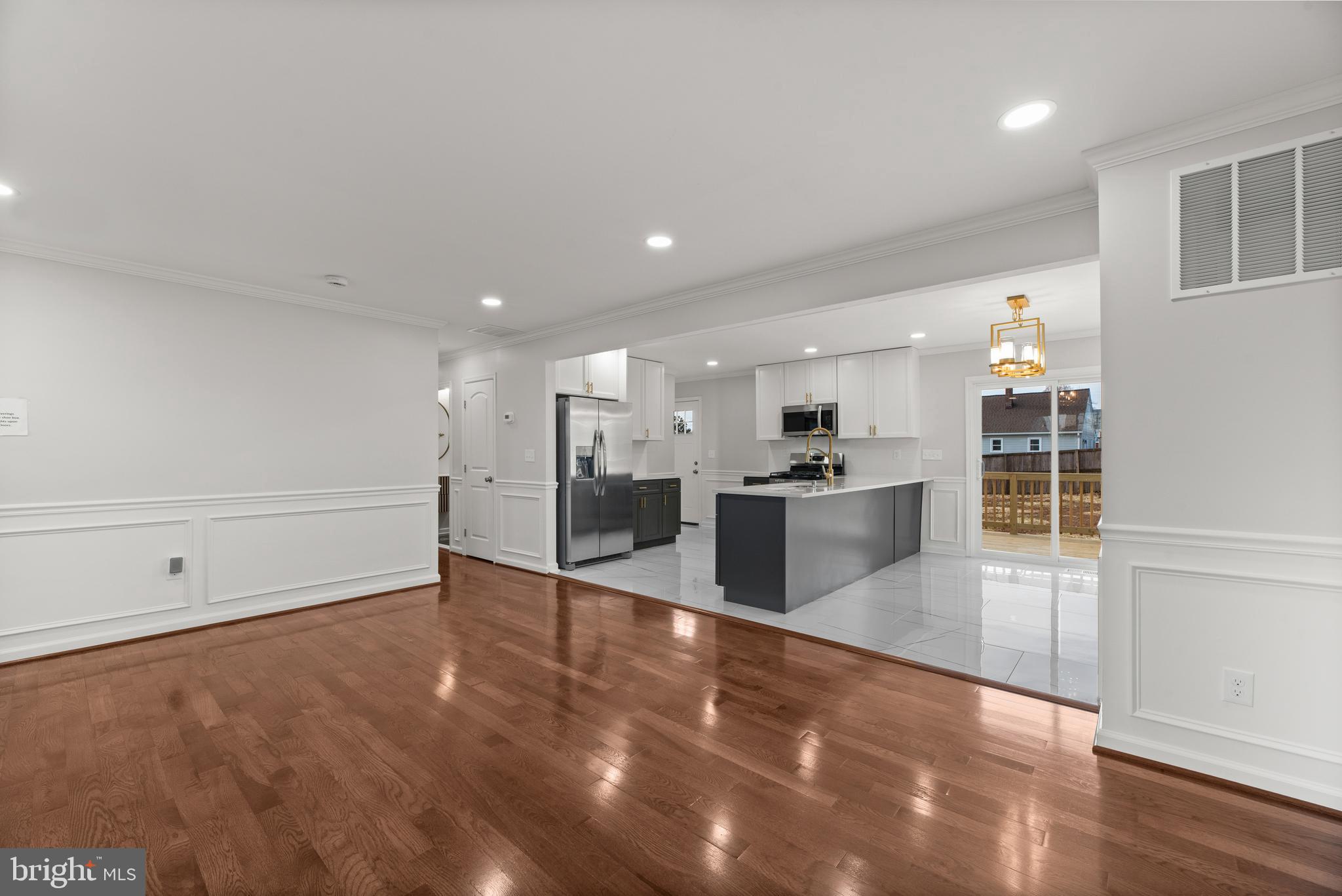 CATONSVILLE GARDENS - Residential