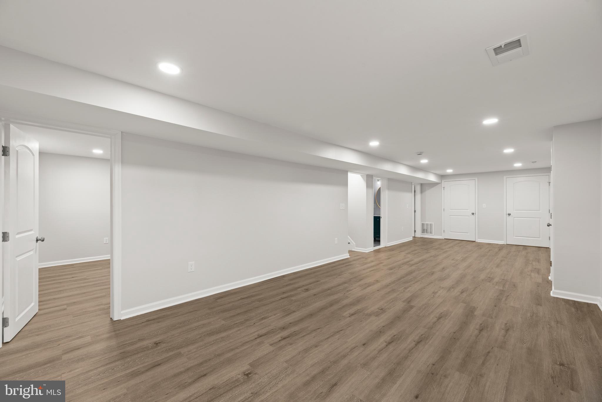 CATONSVILLE GARDENS - Residential