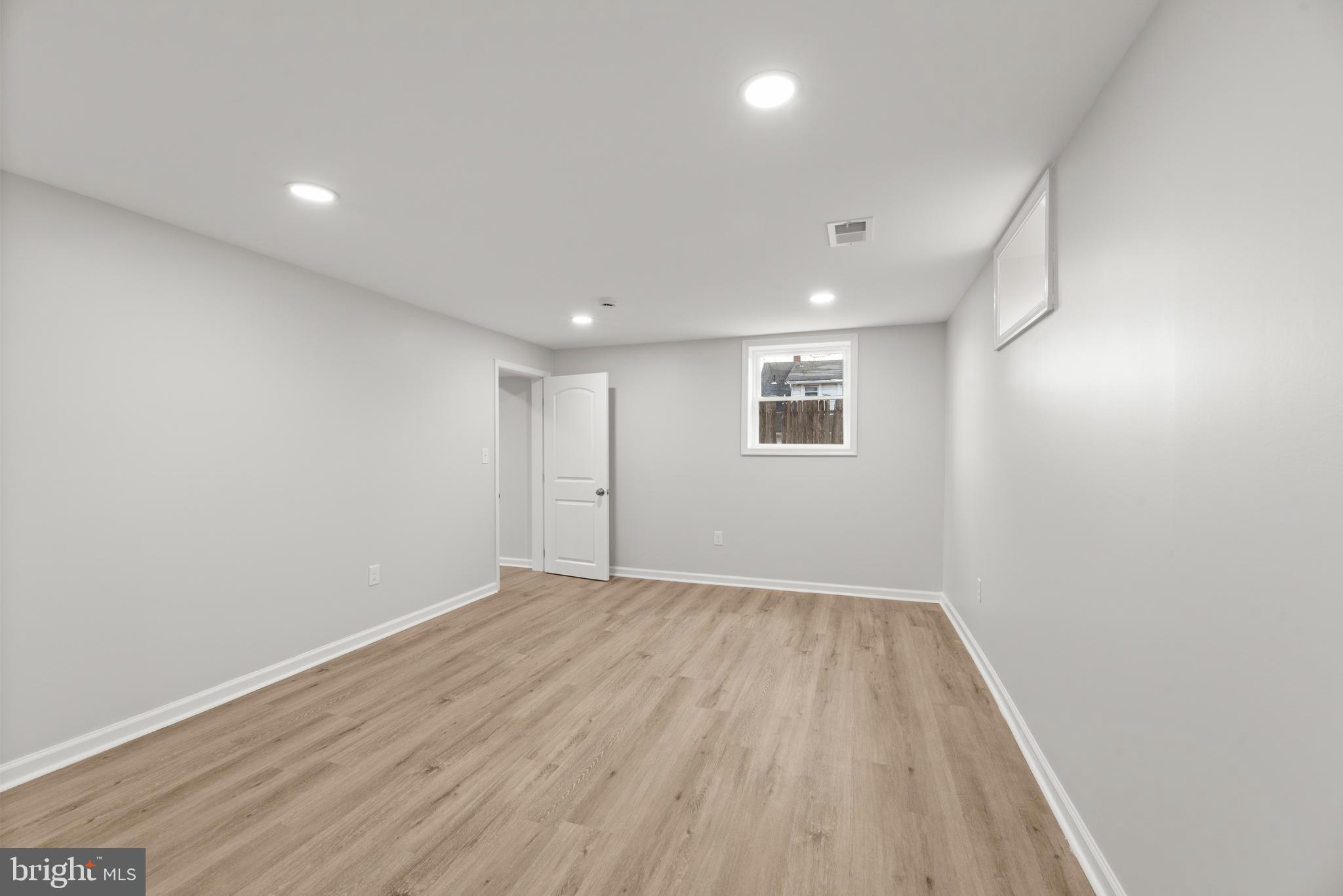 CATONSVILLE GARDENS - Residential