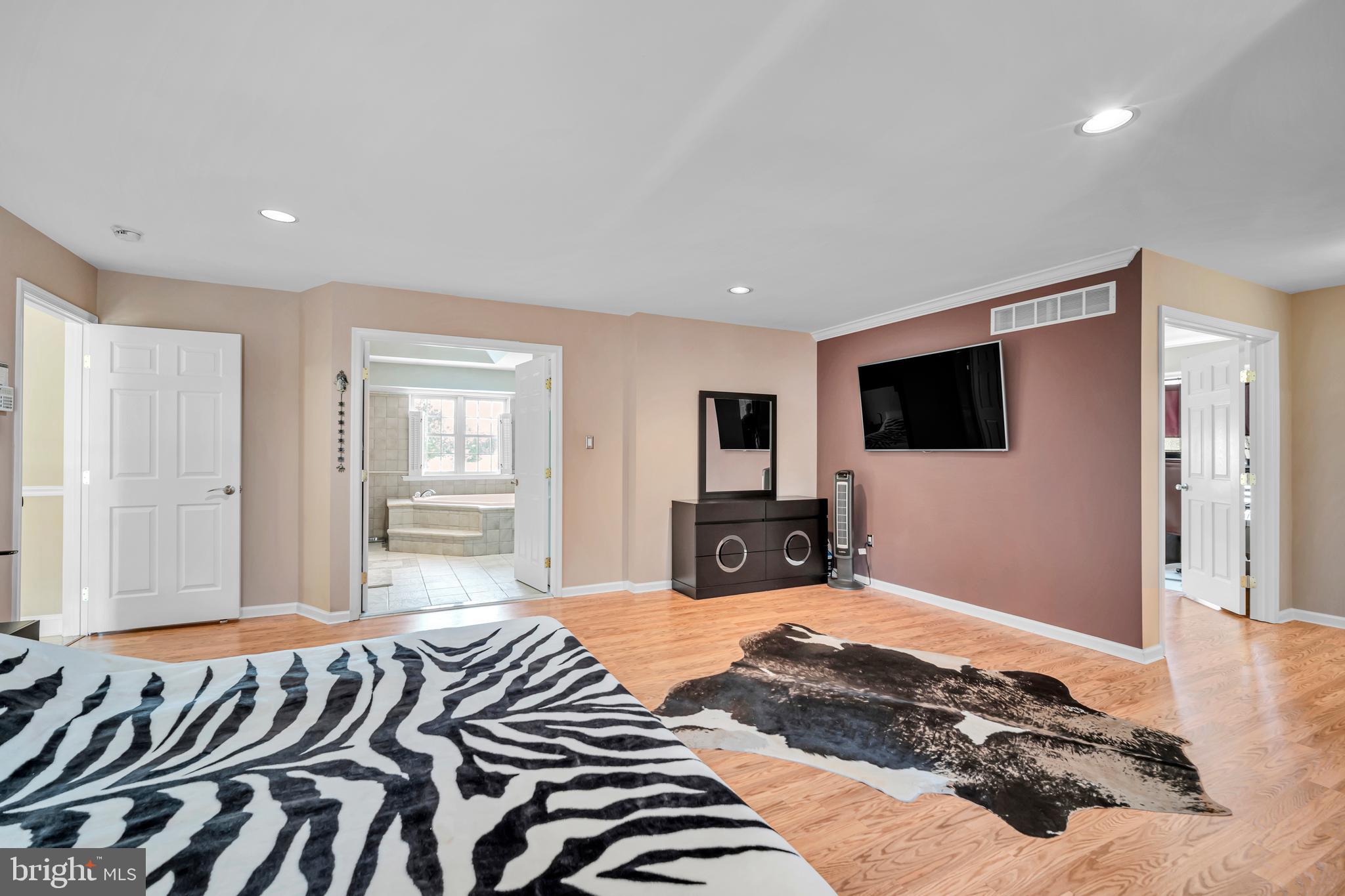 UPPER SOUTHAMPTON - Residential