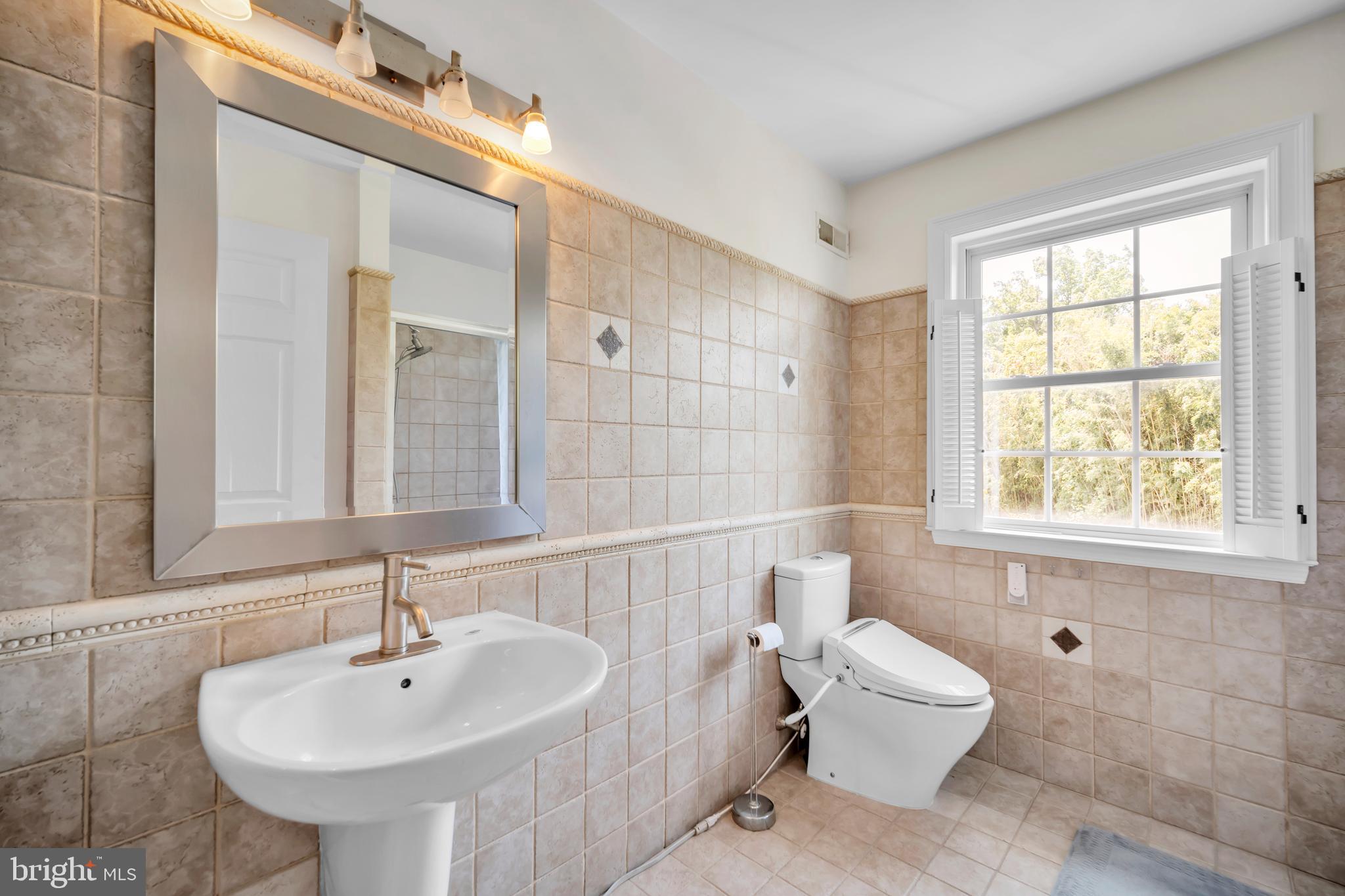 UPPER SOUTHAMPTON - Residential