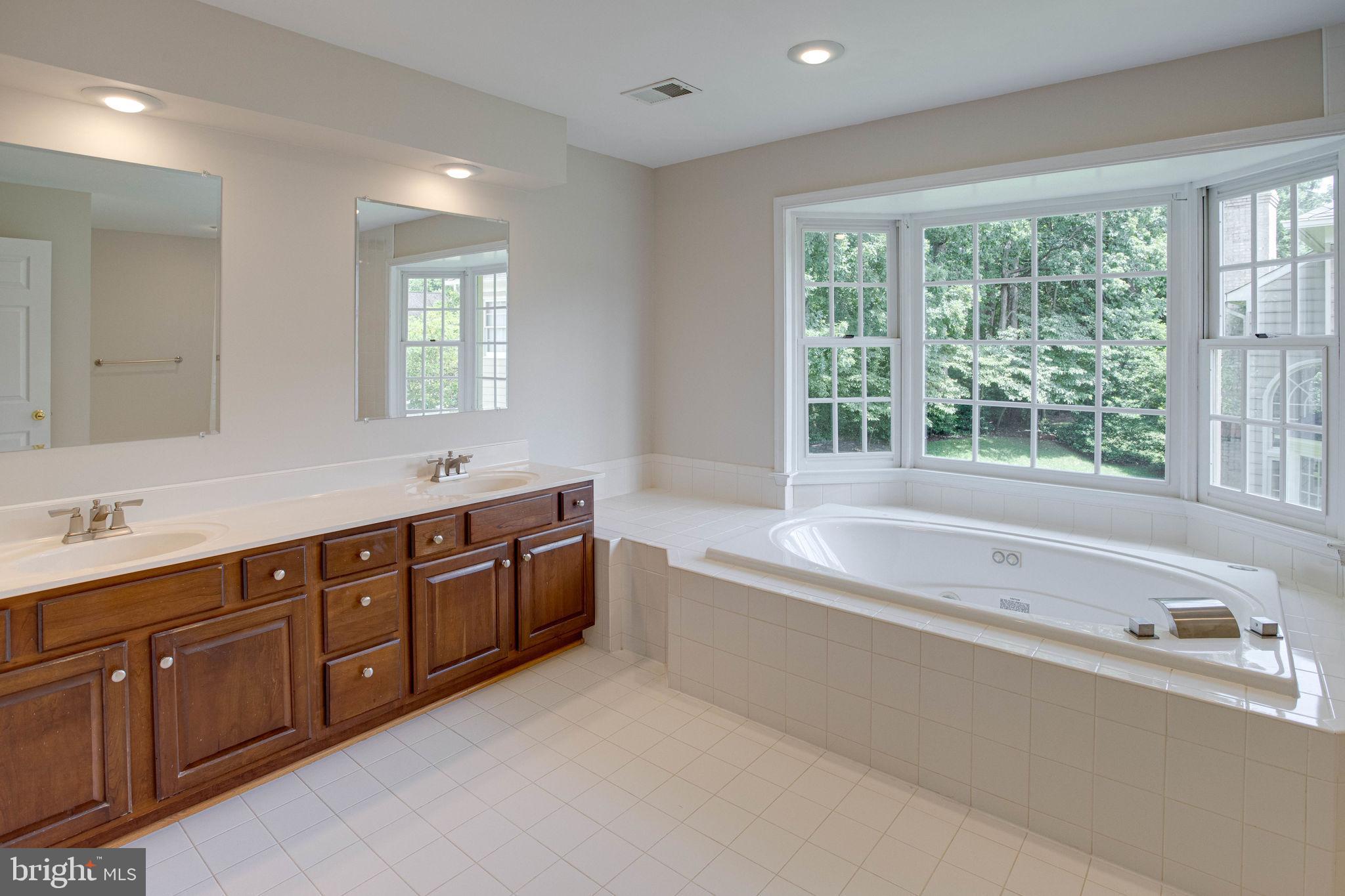 WYANT PROPERTY - Residential