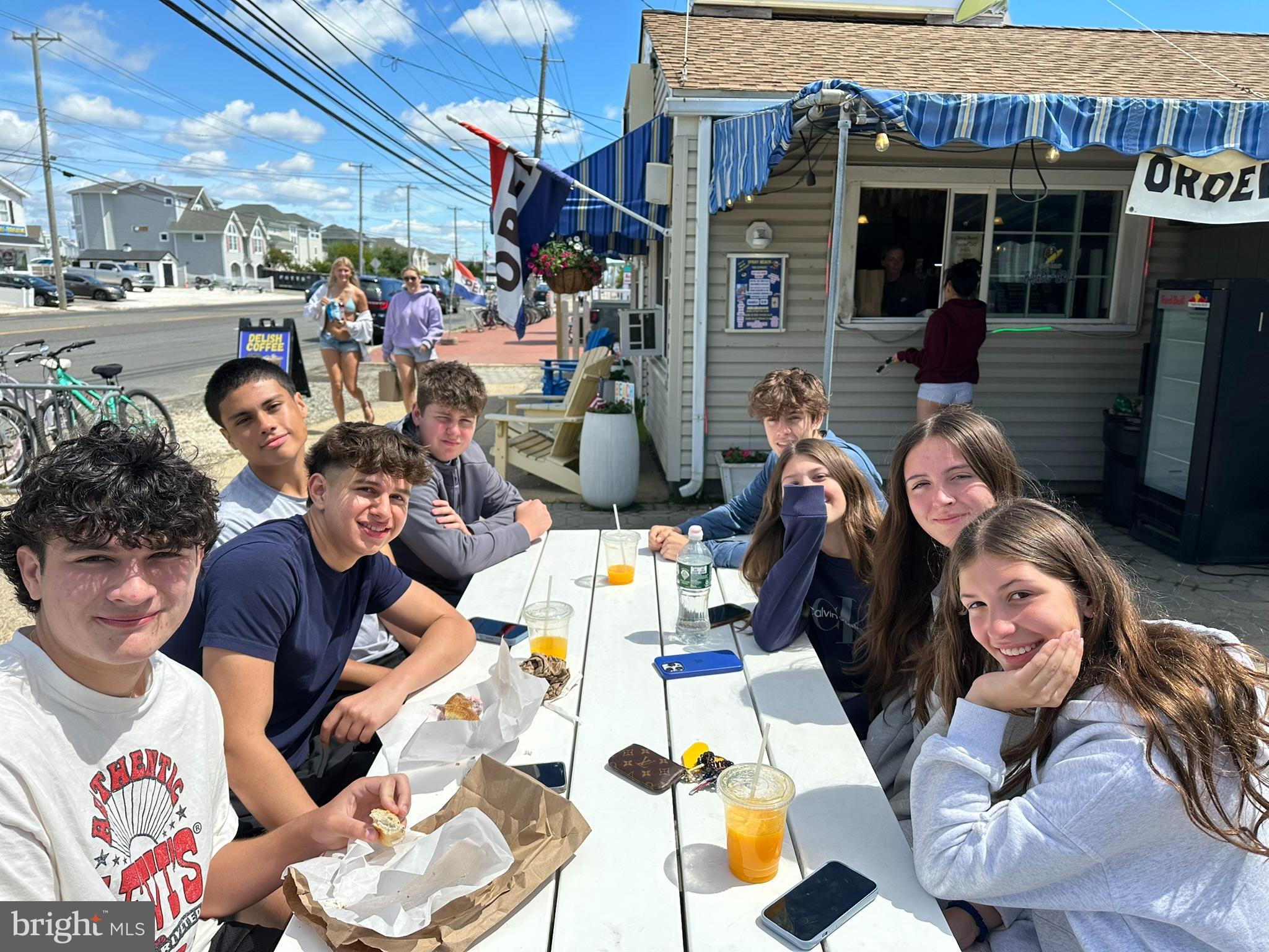 2609 LONG BEACH BOULEVARD