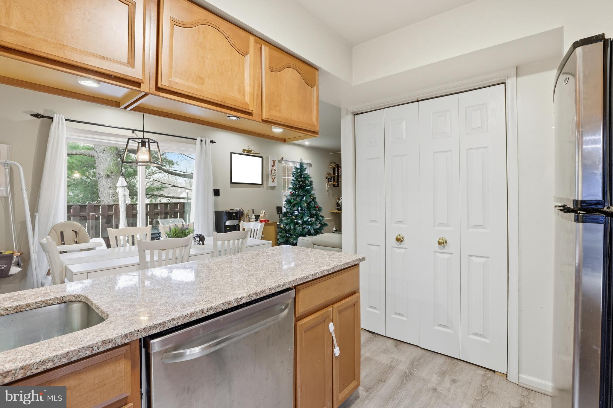 LONGMEAD - Residential