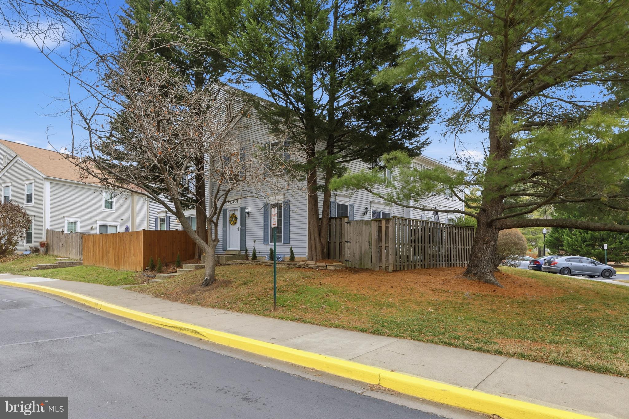 LONGMEAD - Residential