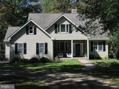 1734 PINE LANE QUAKERTOWN PA 18951