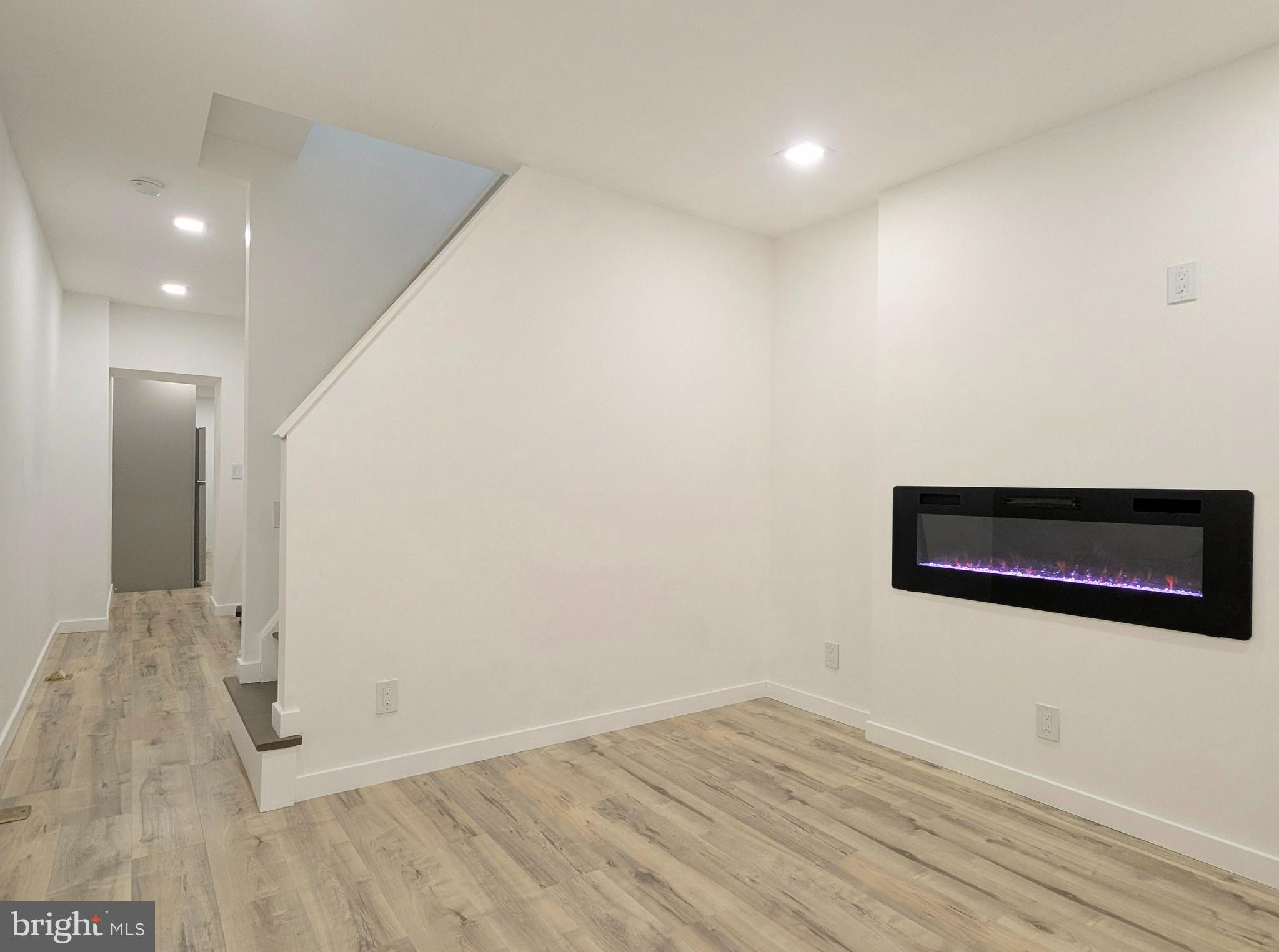 320 TOWNSEND STREET