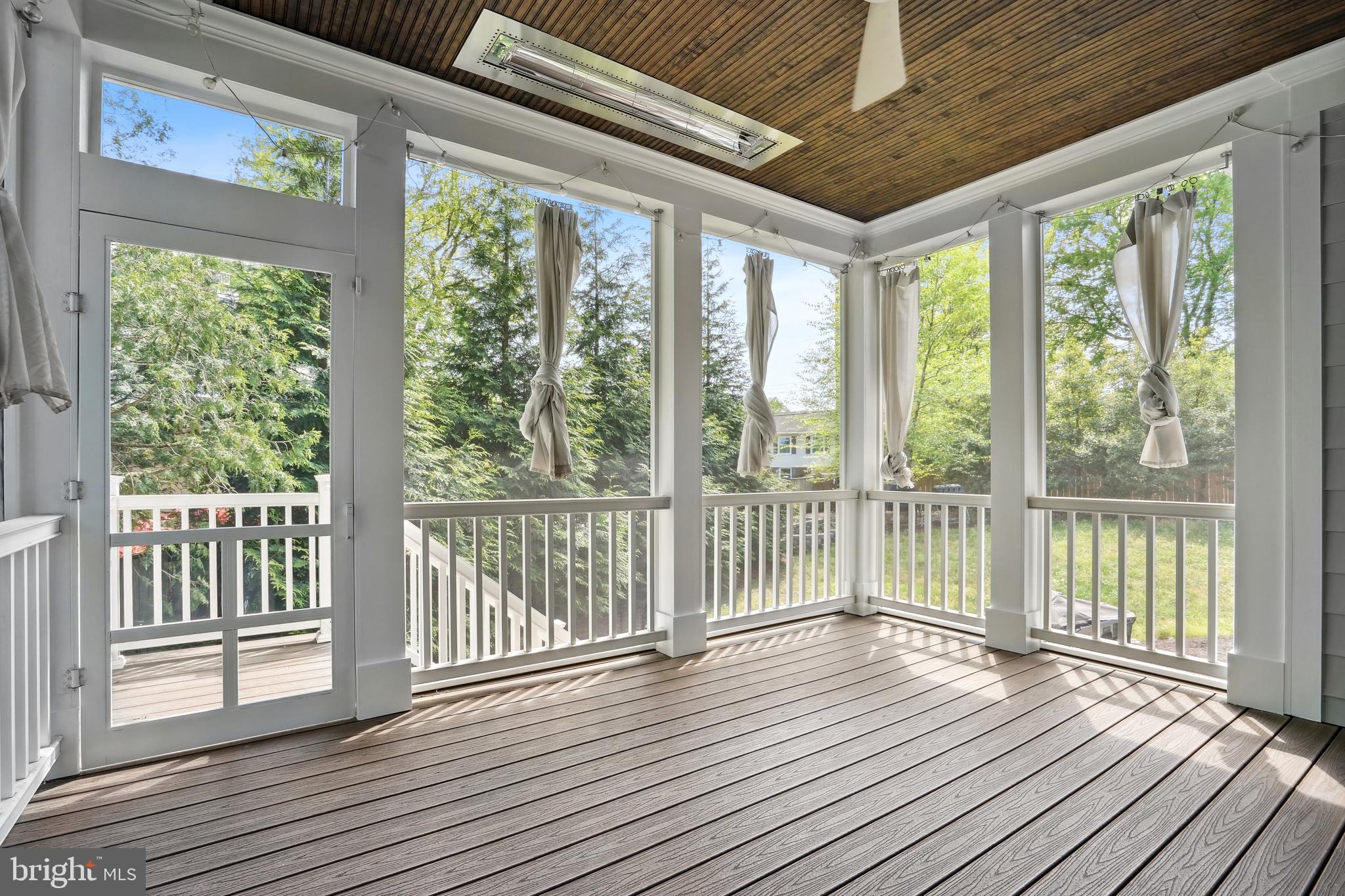 HILLSIDE MANOR - Residential Lease