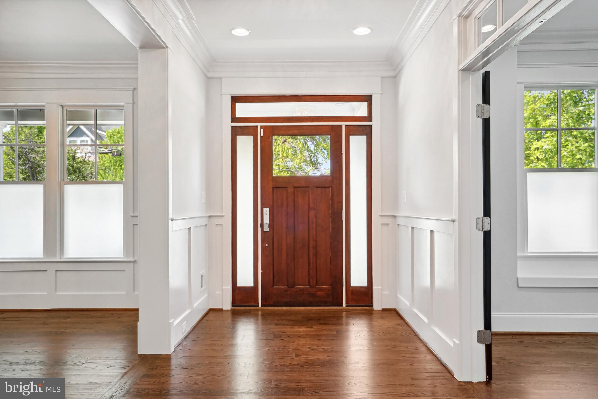 HILLSIDE MANOR - Residential Lease