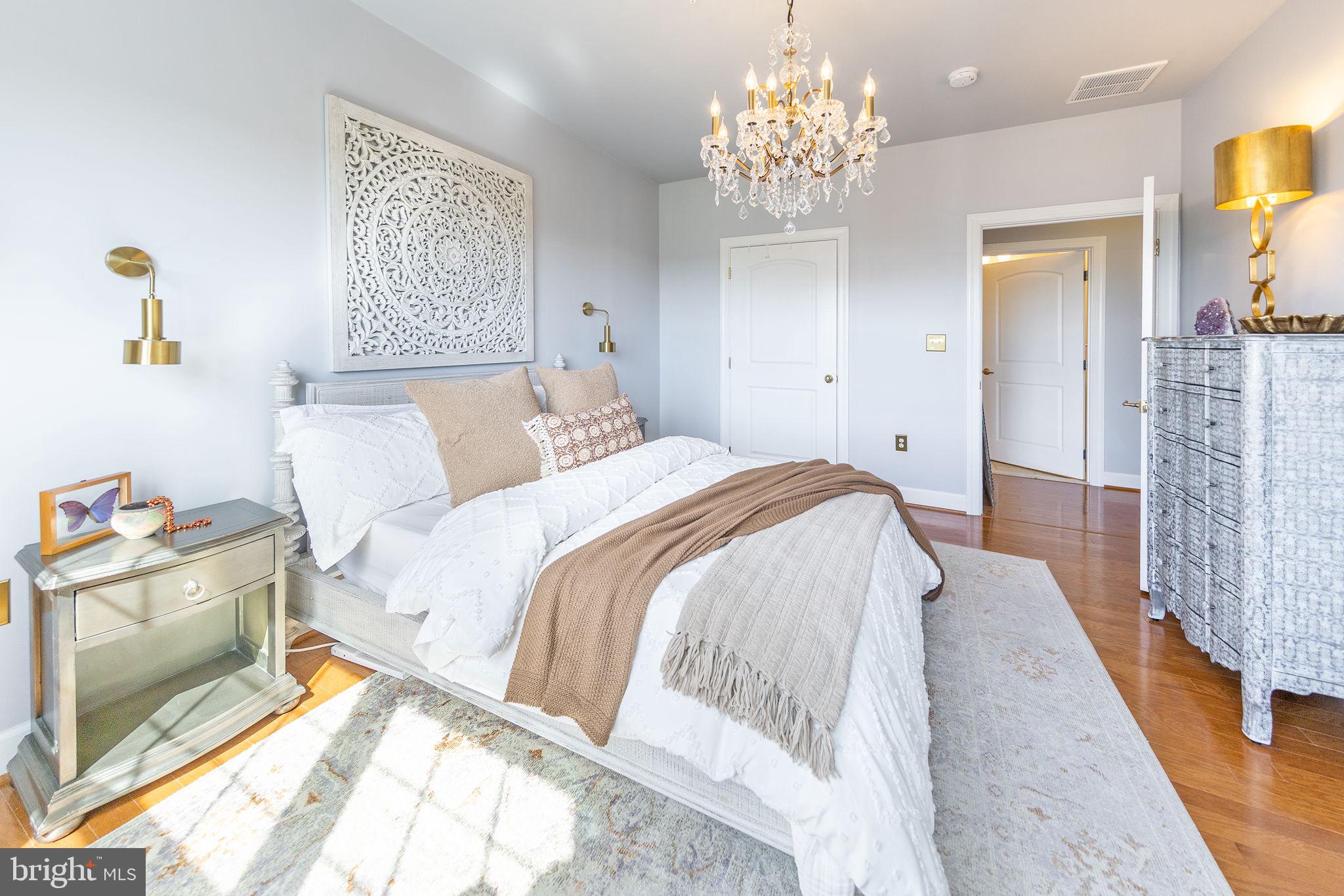 FAIRWOOD - Residential