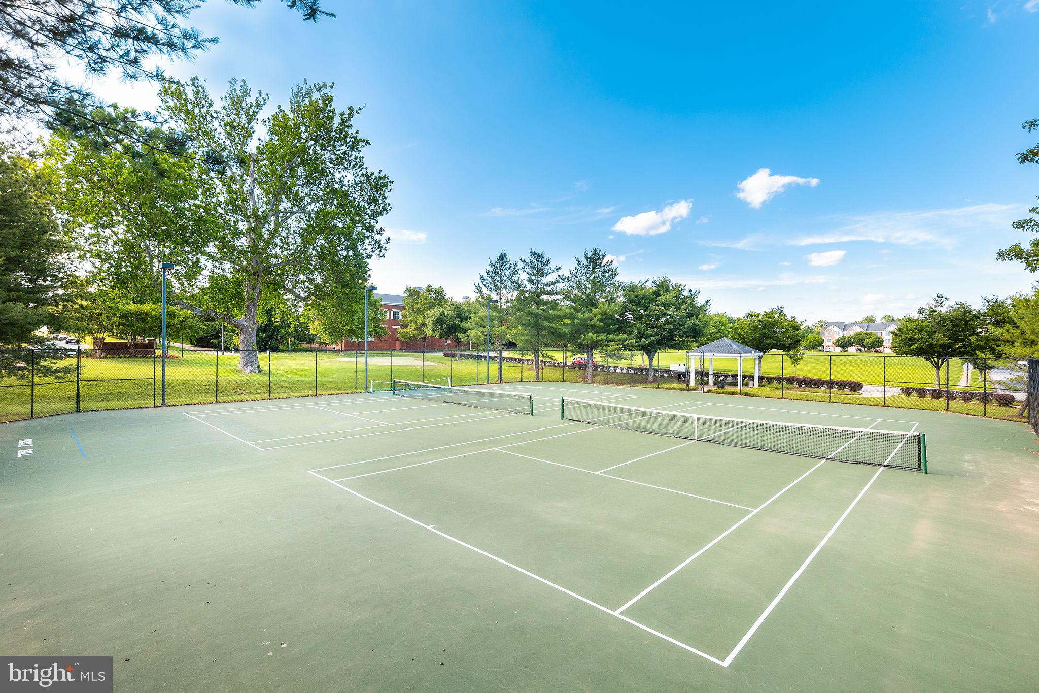 FAIRWOOD - Residential