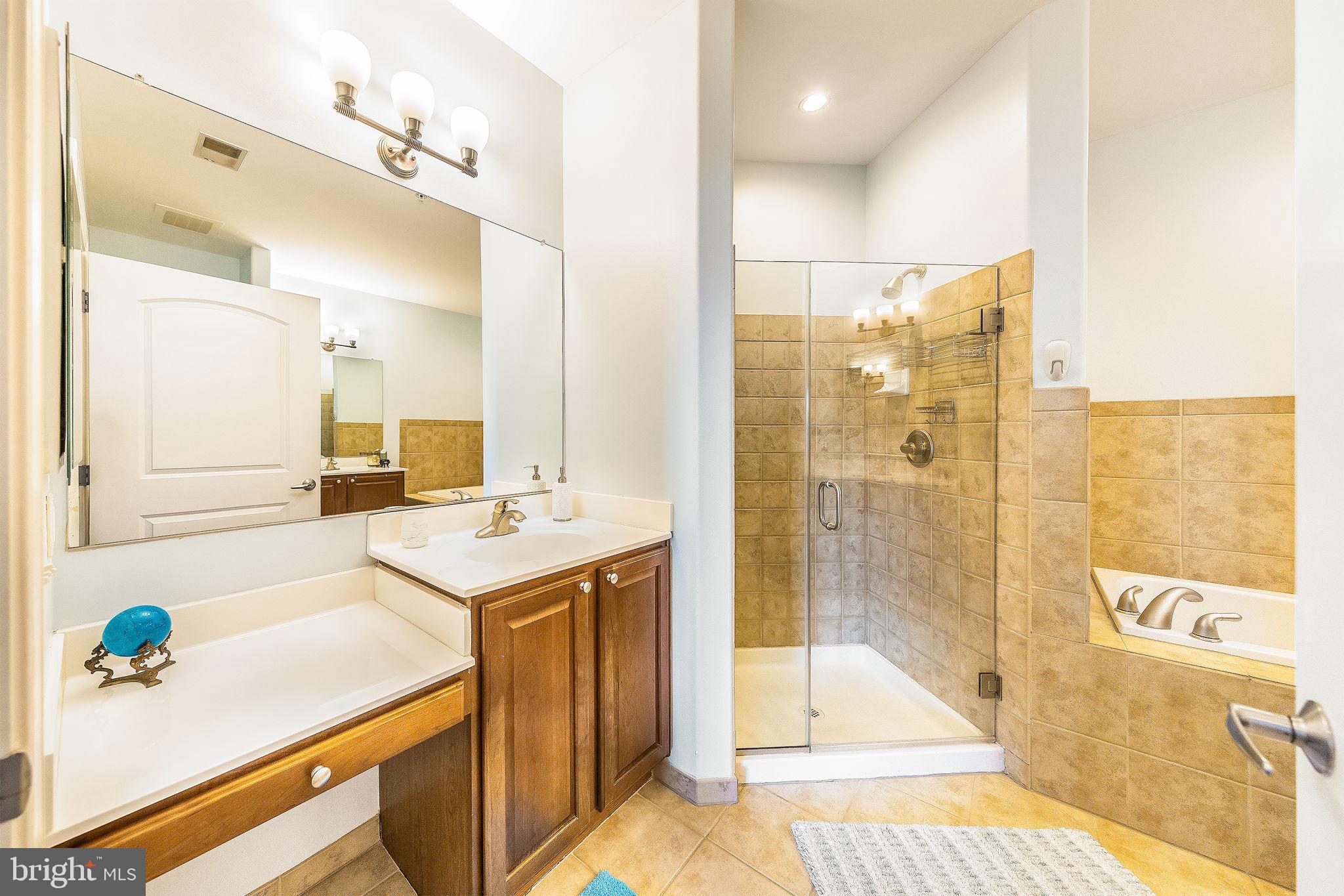 FAIRWOOD - Residential