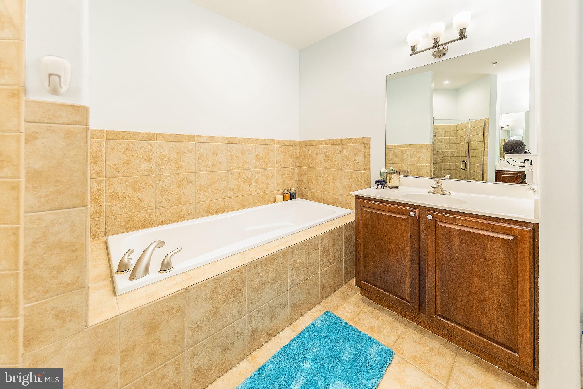 FAIRWOOD - Residential