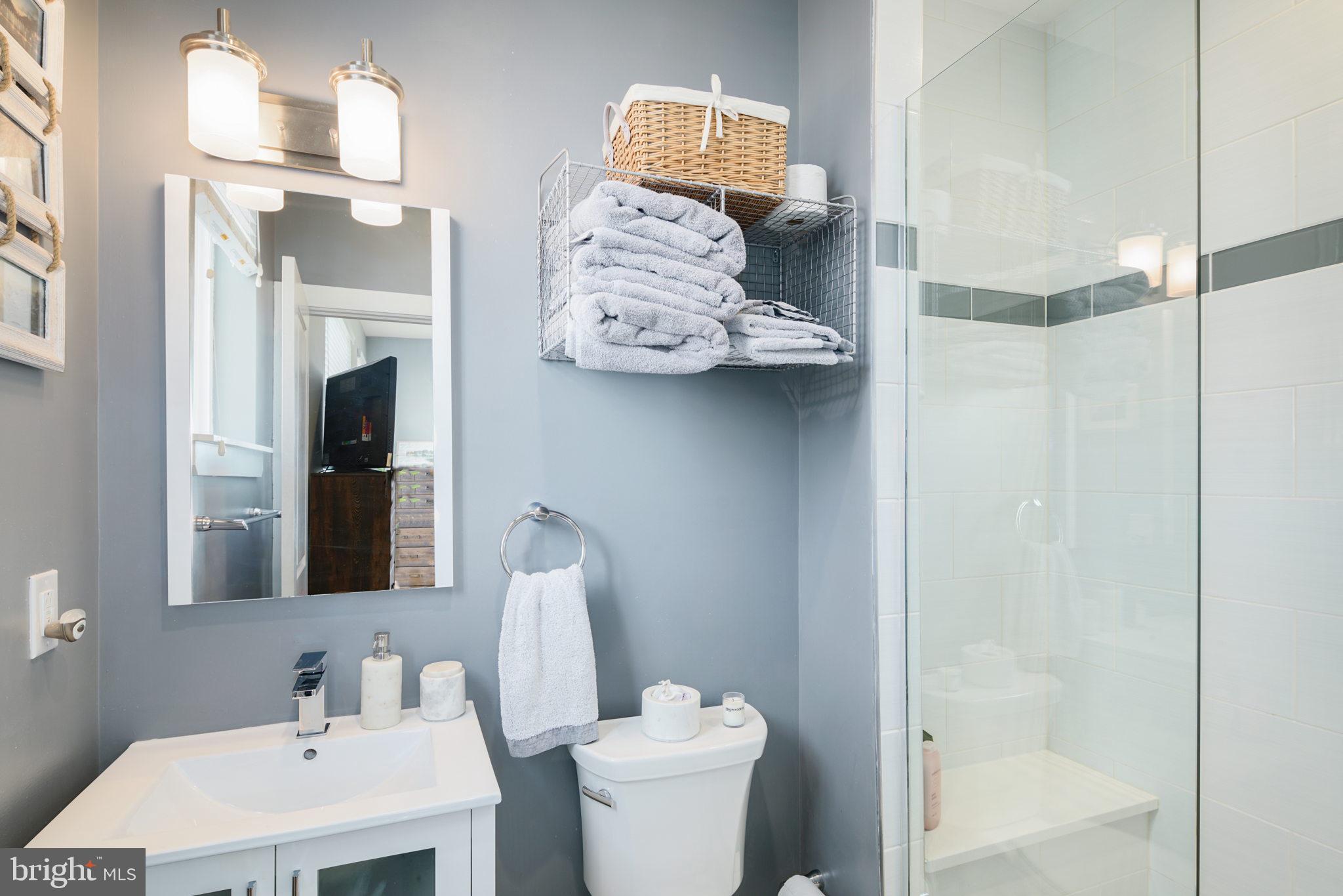 FAIRMOUNT - Residential