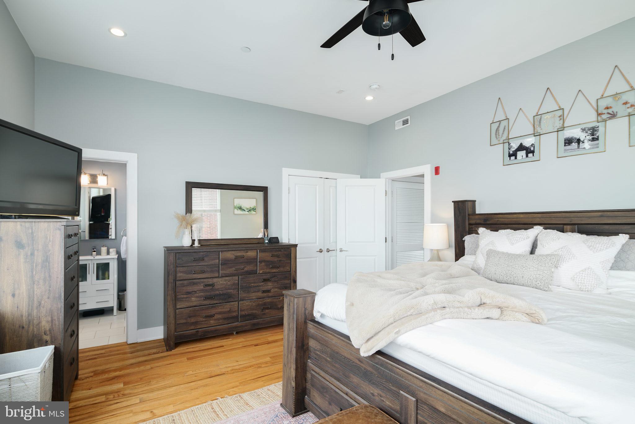 FAIRMOUNT - Residential