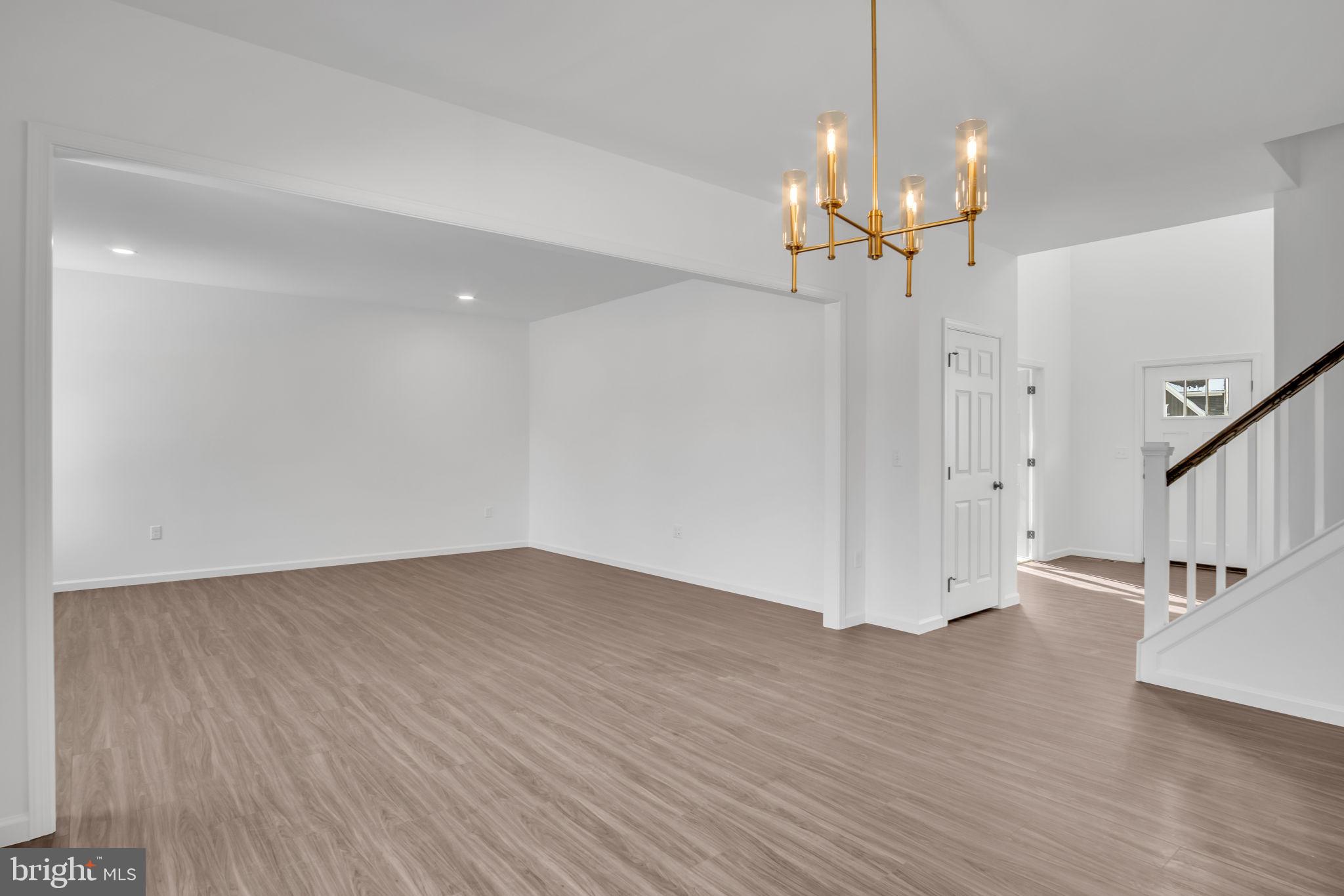 MEADOWBROOK FARMS - Residential