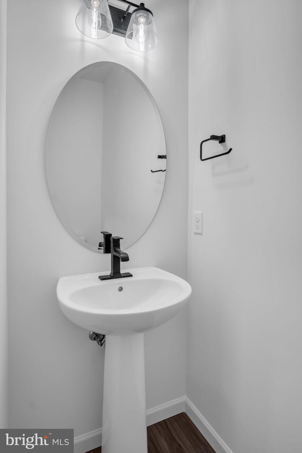 MEADOWBROOK FARMS - Residential