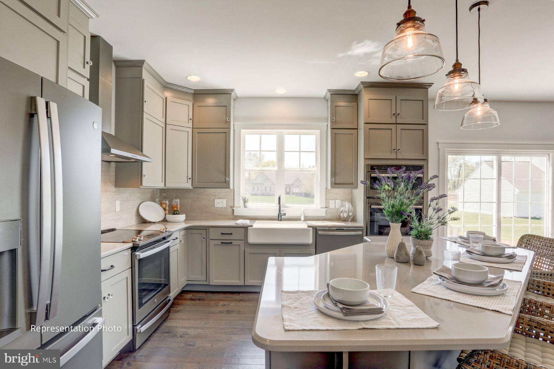 MEADOWBROOK FARMS - Residential