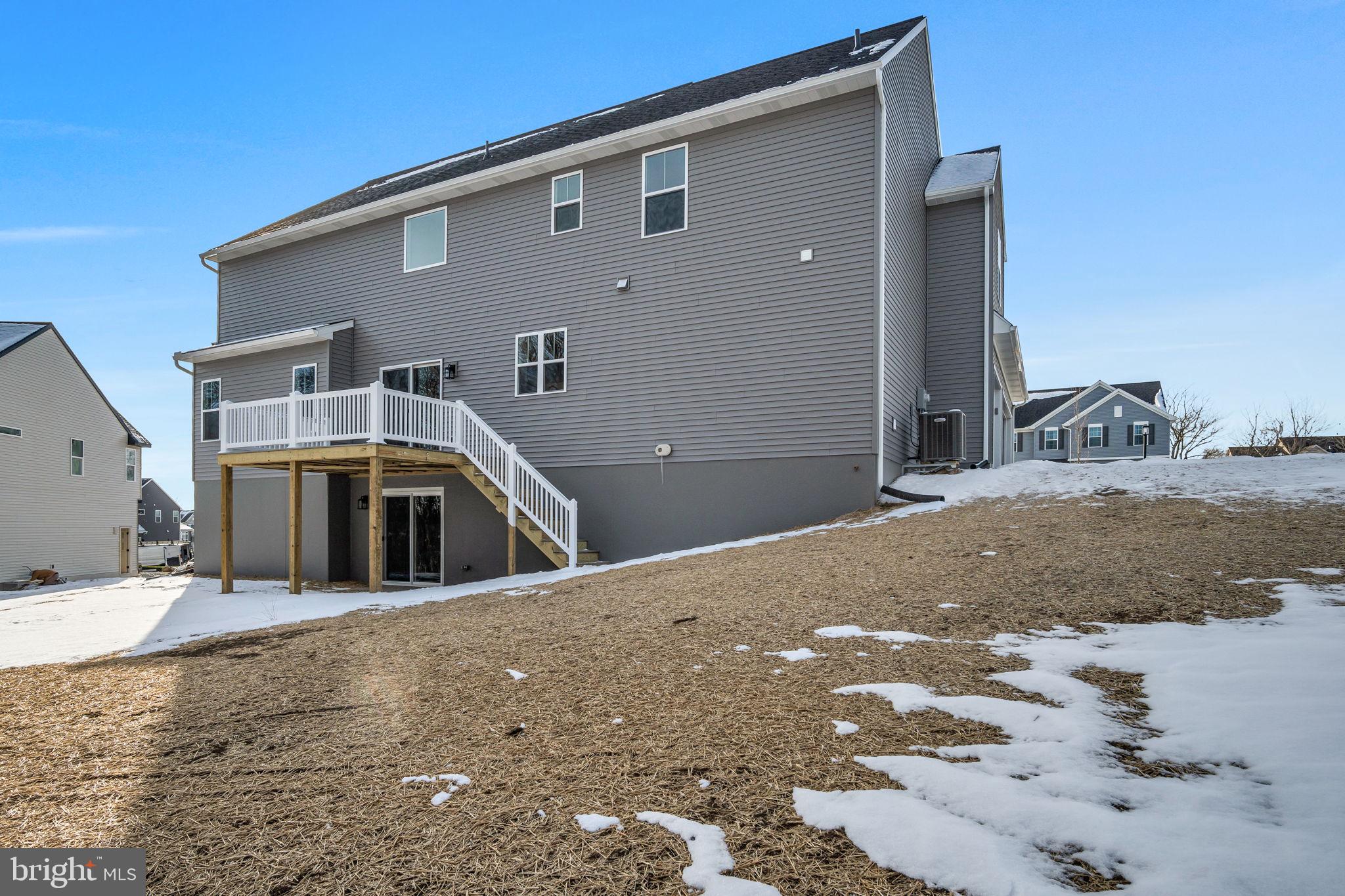 MEADOWBROOK FARMS - Residential