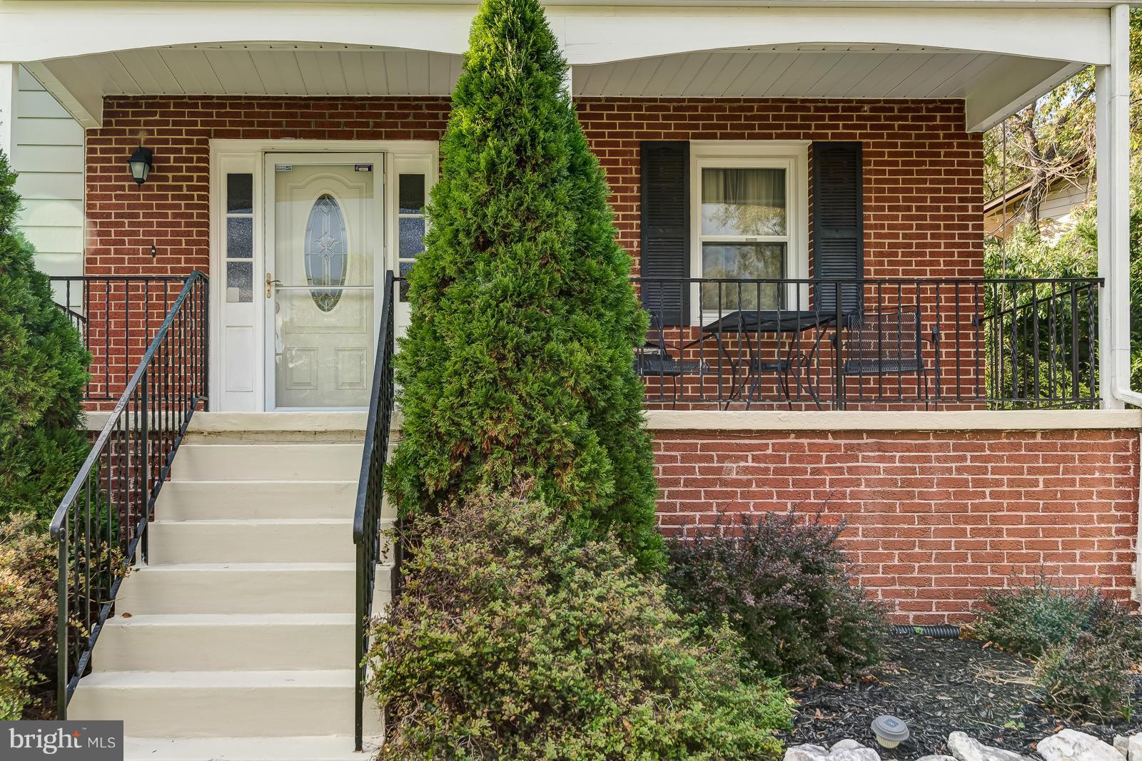 WHITFIELD GARDENS - Residential