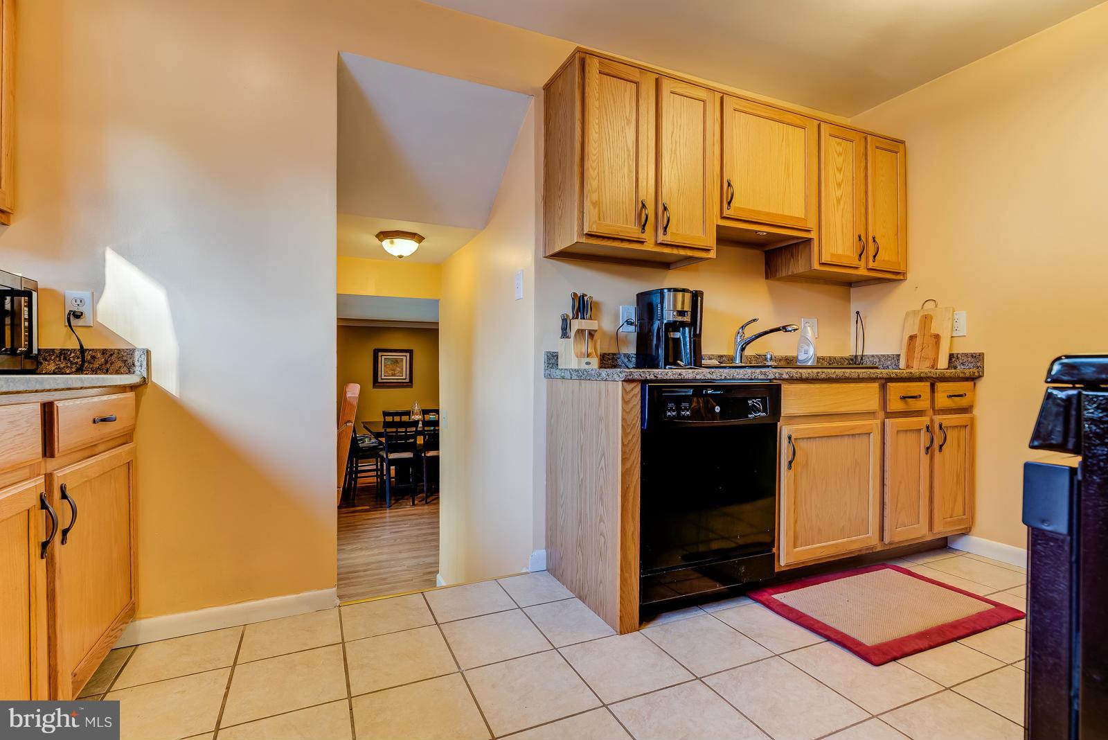 WHITFIELD GARDENS - Residential