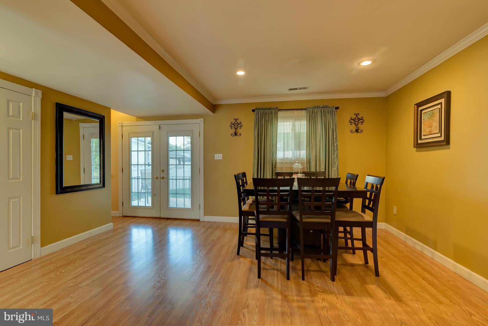 WHITFIELD GARDENS - Residential