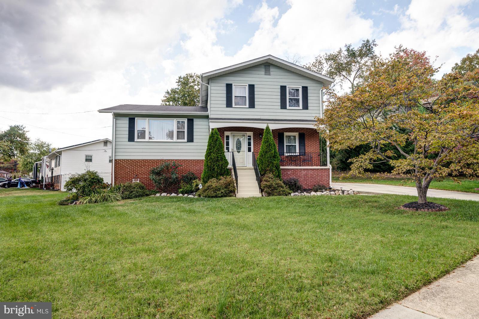 WHITFIELD GARDENS - Residential