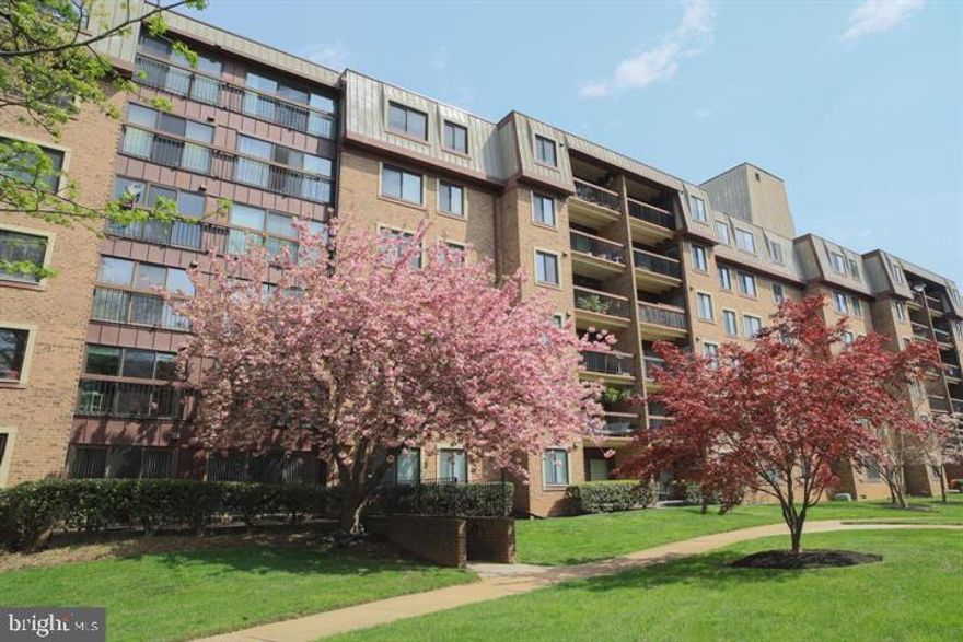 This spacious 2-bedroom, 2-bathroom unit offers 1,347 square feet of living space in the highly sought-after Treebrooke community. It has been wonderfully updated, featuring a gourmet kitchen with cherry cabinets, granite countertops, stainless steel appliances, a custom tile backsplash, and a pantry. The adjoining breakfast area includes a sliding glass door that leads to the balcony.

The large living and dining area boasts a wall of windows and a second sliding glass door, providing access to the balcony. The generously sized primary bedroom includes a modern full bath, a separate dressing area with an additional sink, and a large walk-in closet. The second bedroom is conveniently located across the hall from another luxurious bathroom.

This unit also offers a full-size washer and dryer, plenty of closet space, one underground parking space, and ample visitor parking. A bus stop in front of the building provides easy access to the Vienna Metro, just 1.6 miles away. Commuting is a breeze with easy access to I-66, Route 123, and I-495. Additionally, you'll be close to Oakton's retail shops and restaurants.