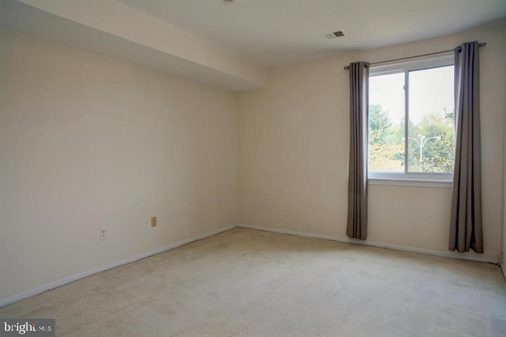 TREEBROOKE CONDOMINIUM - Residential Lease