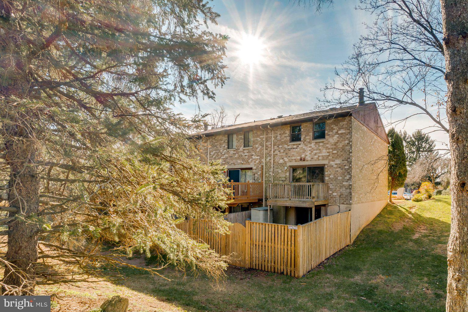 VILLAGE OF OWEN BROWN - Residential