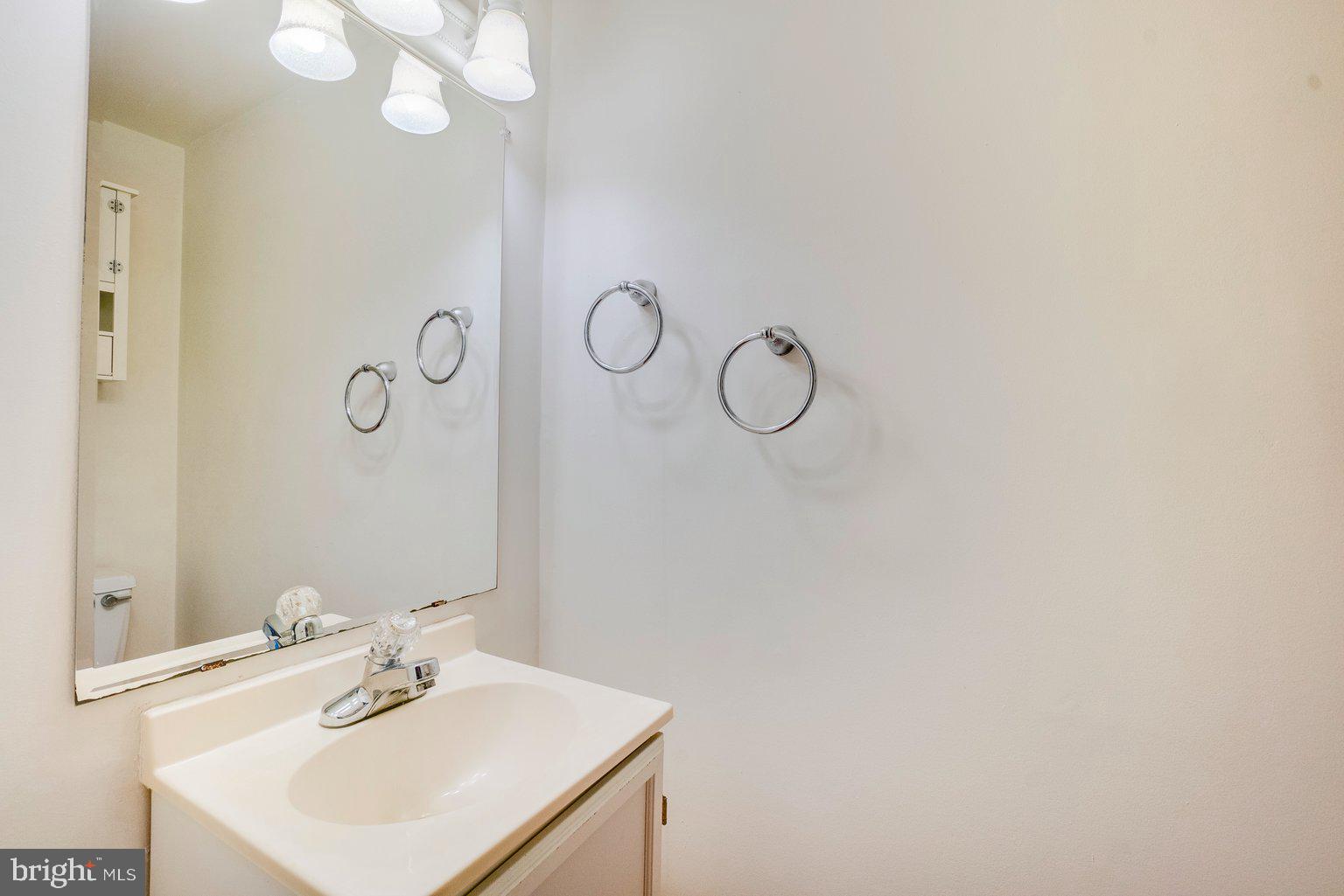 VILLAGE OF OWEN BROWN - Residential