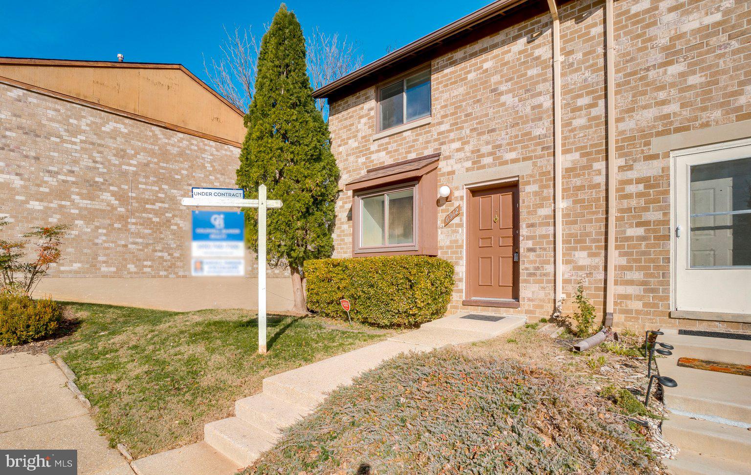 VILLAGE OF OWEN BROWN - Residential