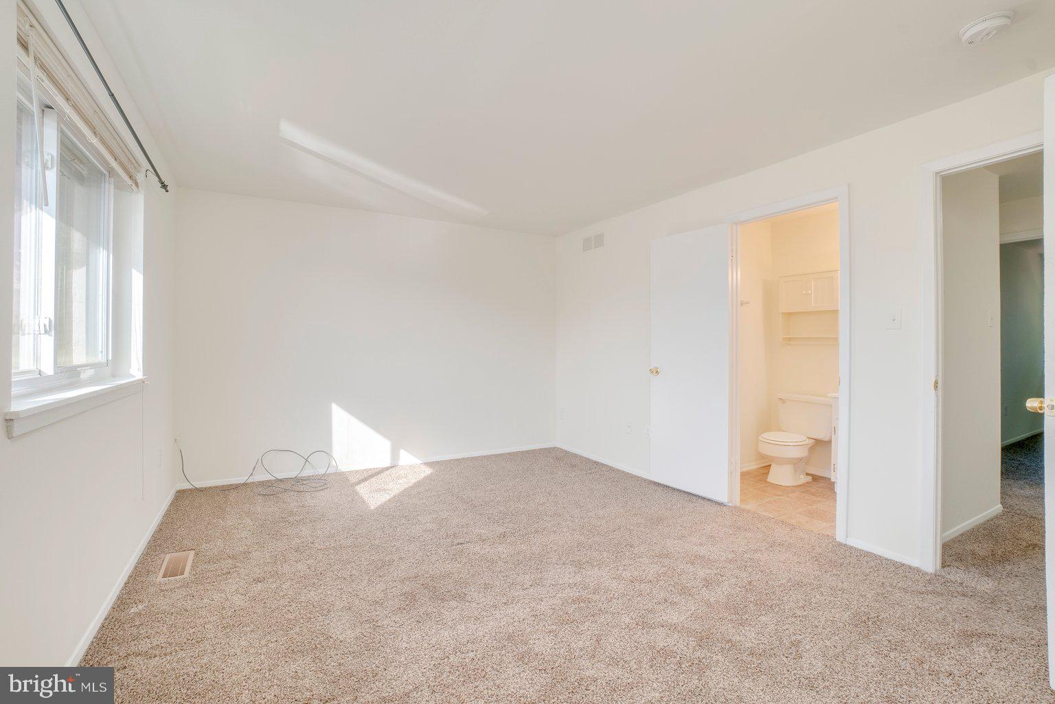 VILLAGE OF OWEN BROWN - Residential