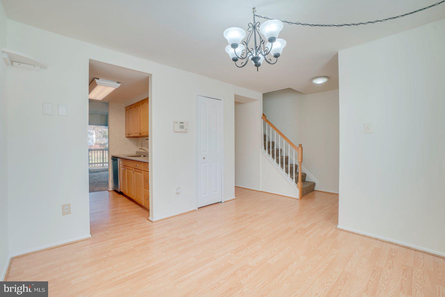 VILLAGE OF OWEN BROWN - Residential