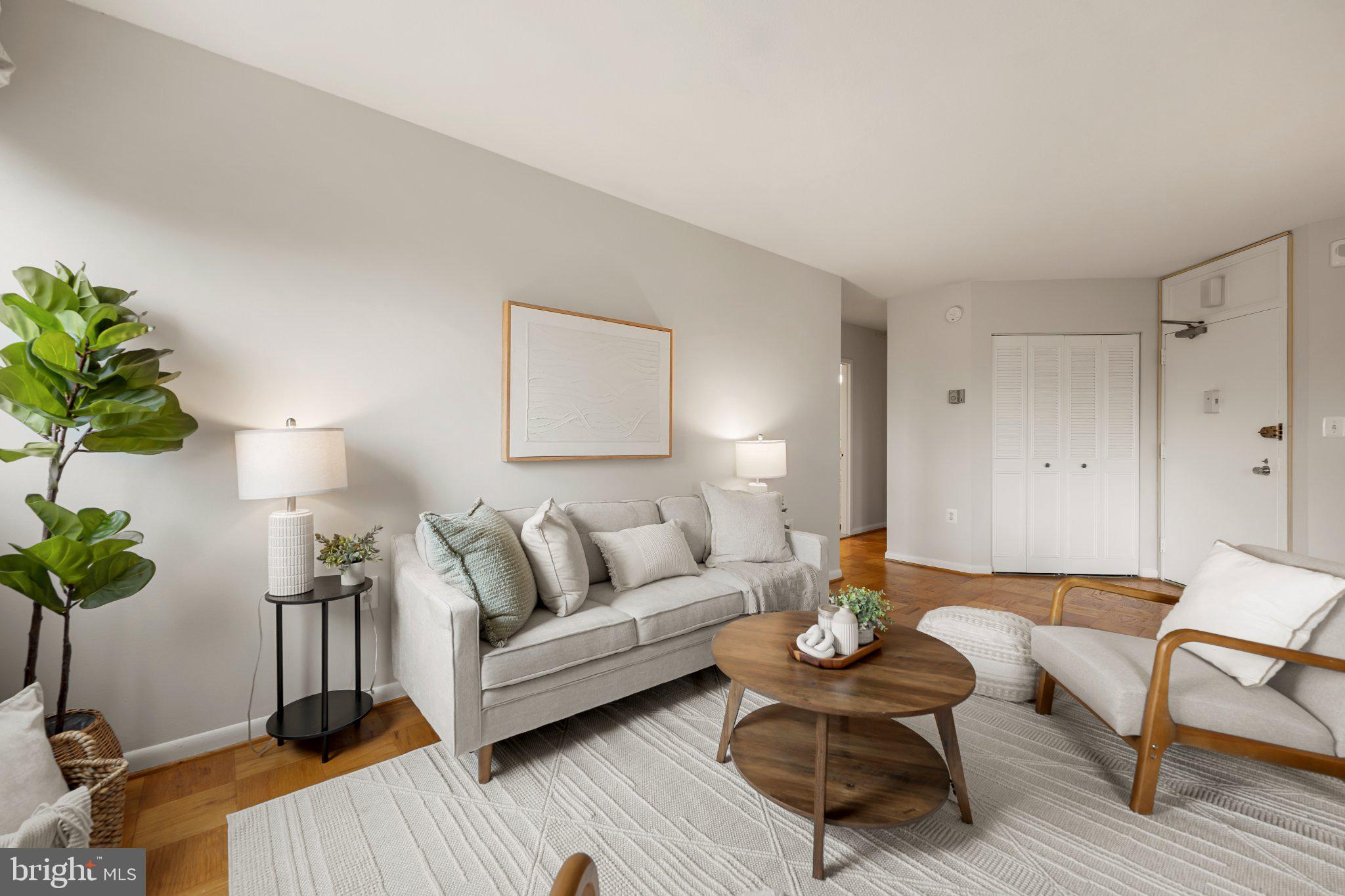 4242 E WEST HIGHWAY 506