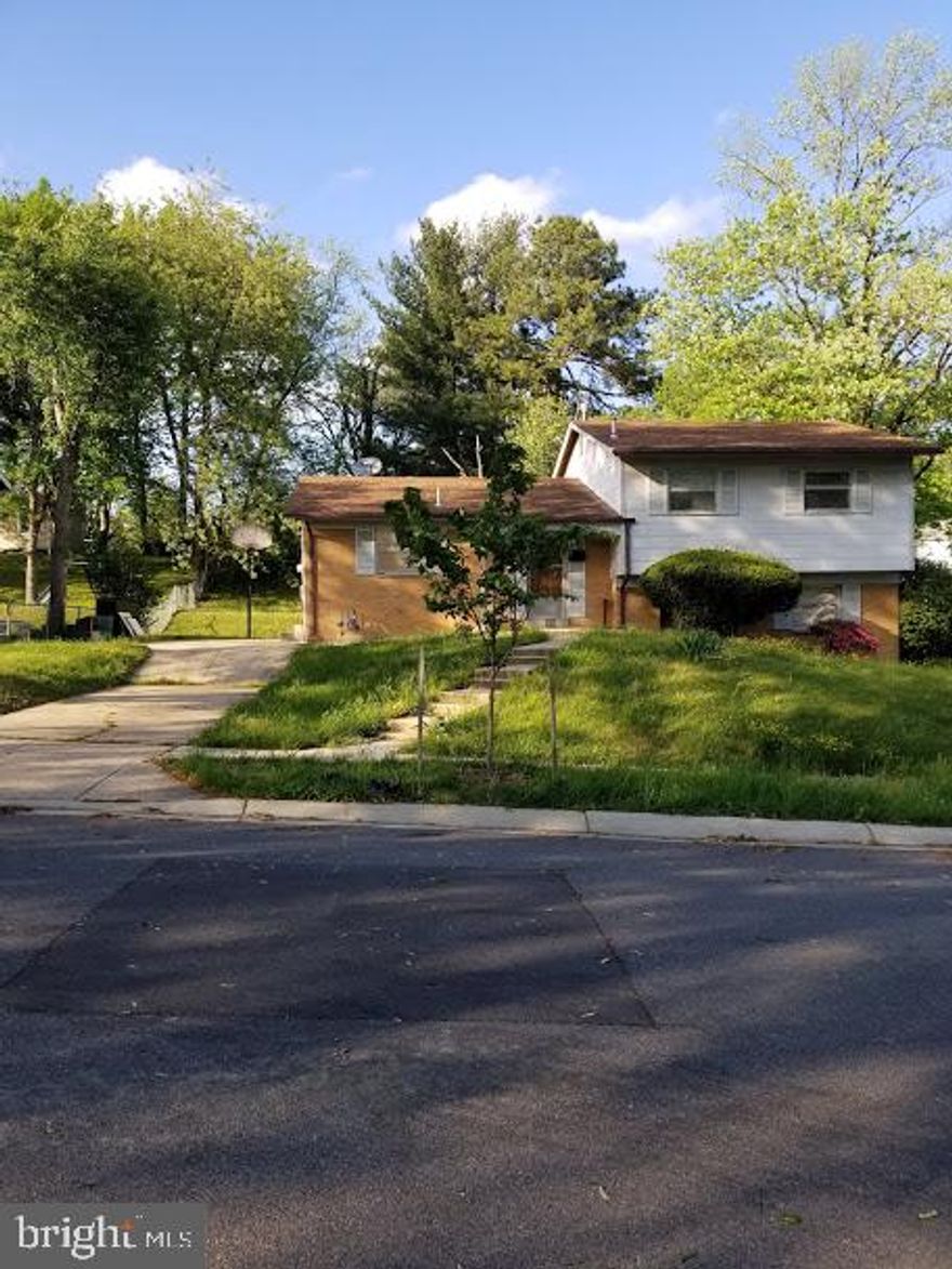 ESTATE SALE---Great opportunity in excellent location!! 4 Split levels.. with very nice hardwood floors .close to beltway, minutes to shopping .  Bring all your ideas to make it shine!! It is "As Is" conditions