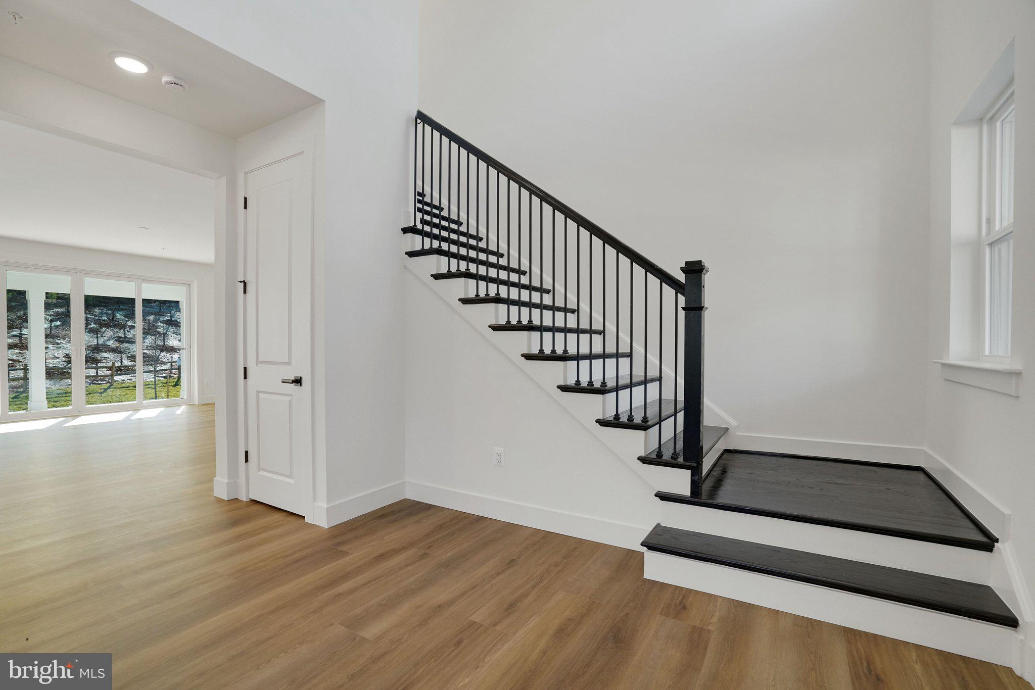 ST JAMES - Residential