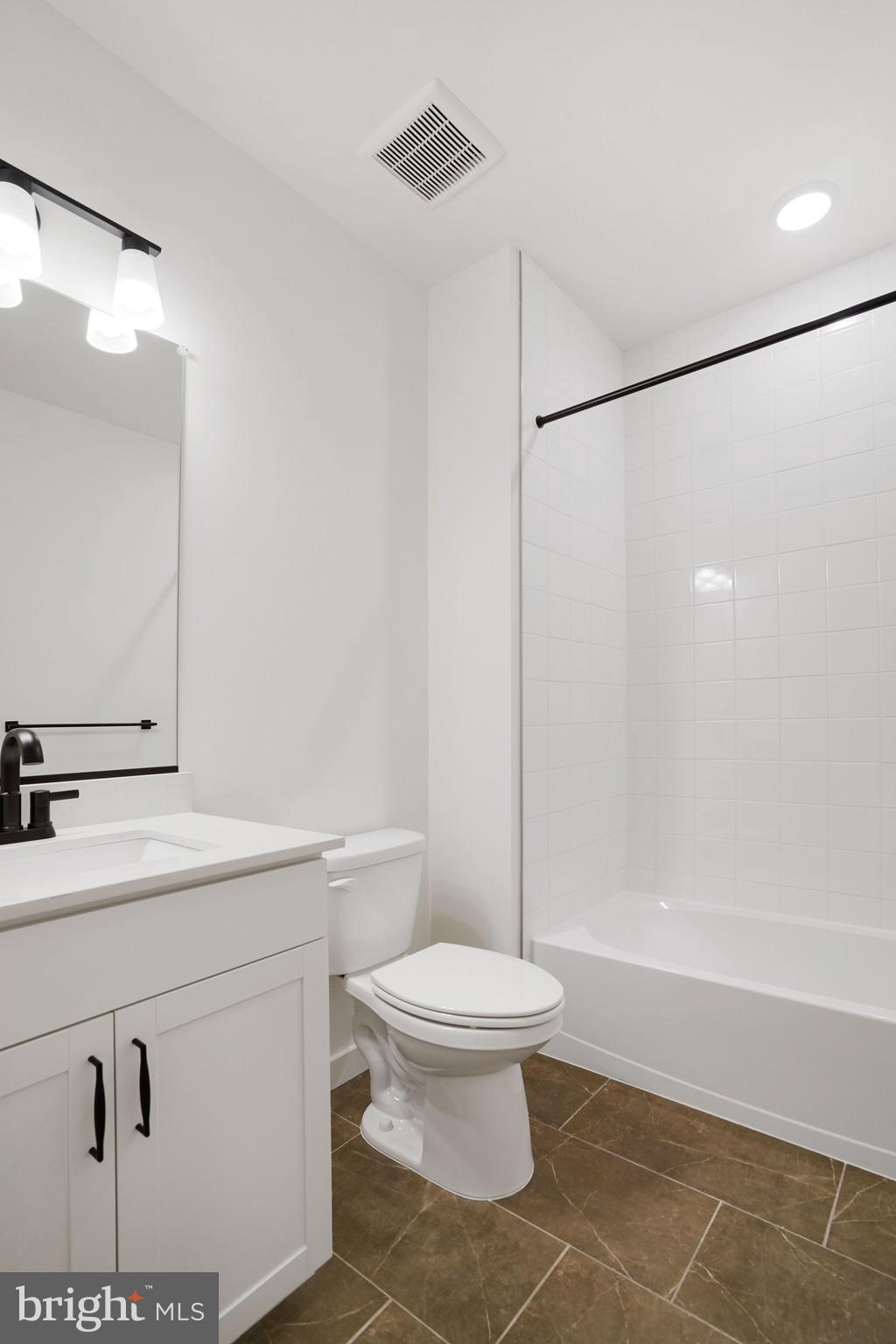 ST JAMES - Residential