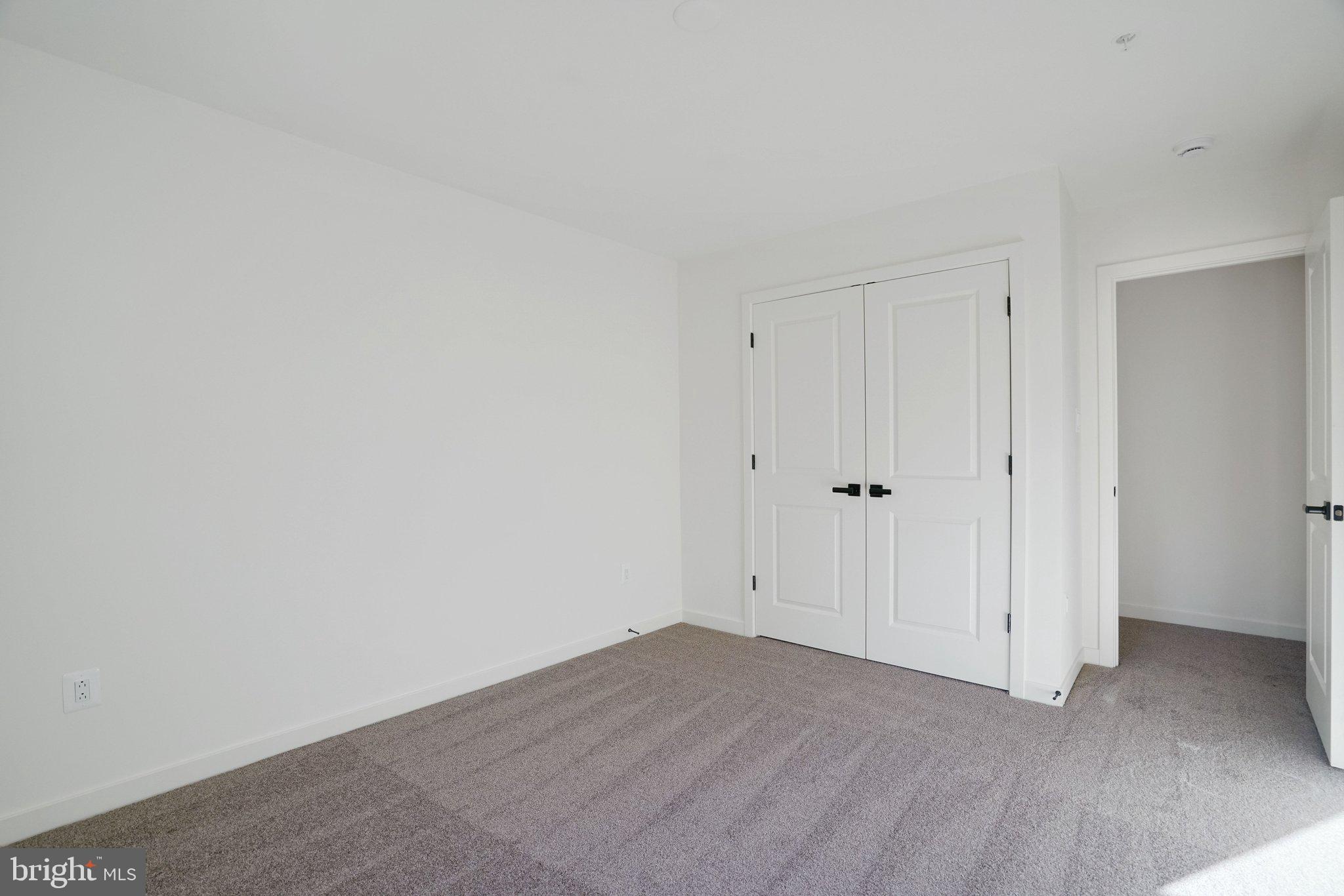 ST JAMES - Residential