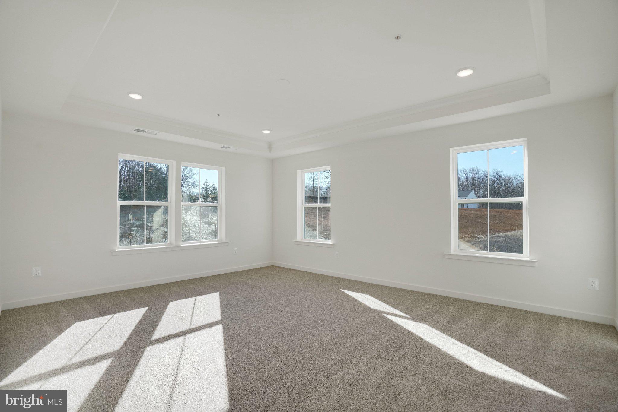 ST JAMES - Residential